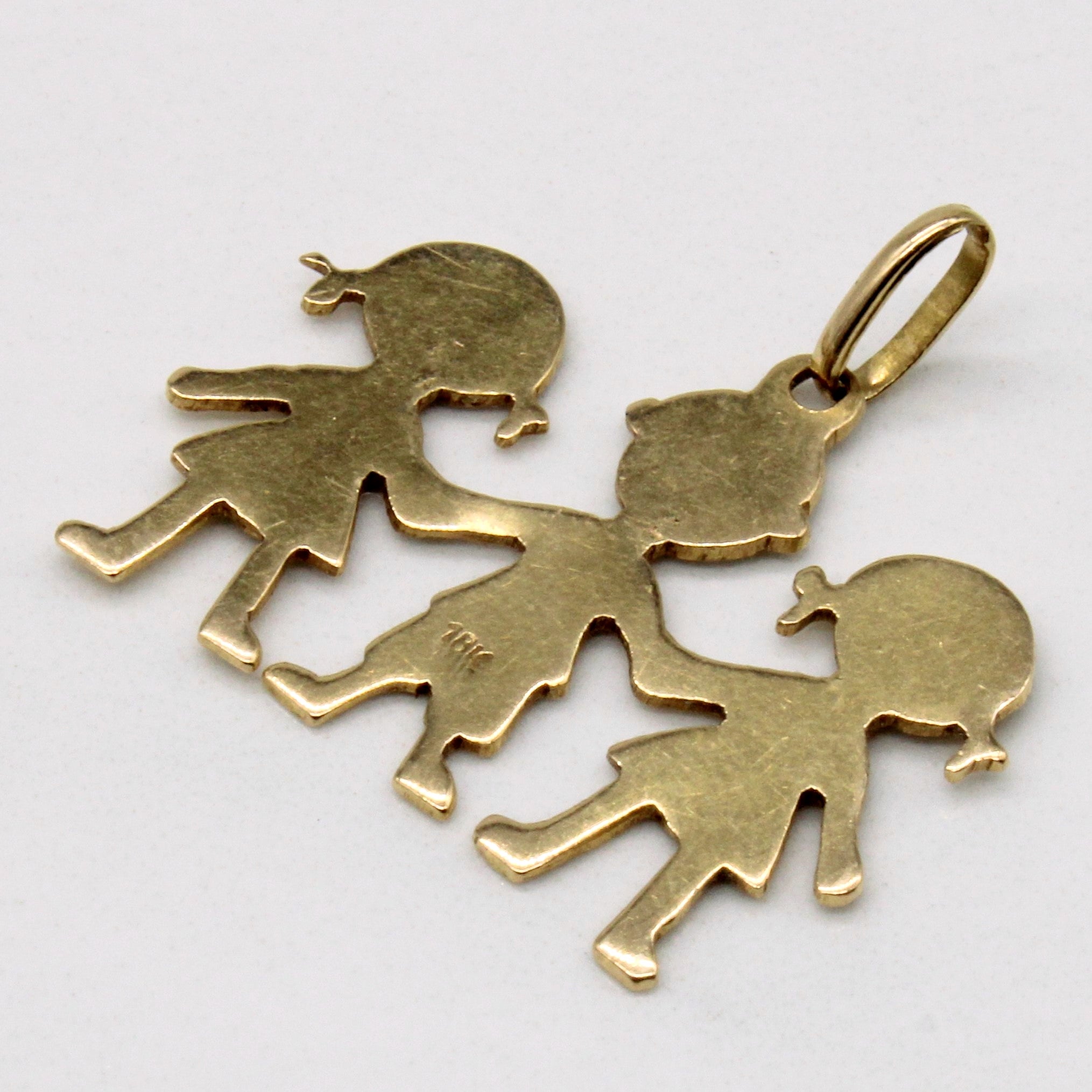 18k Yellow Gold Children Pendant