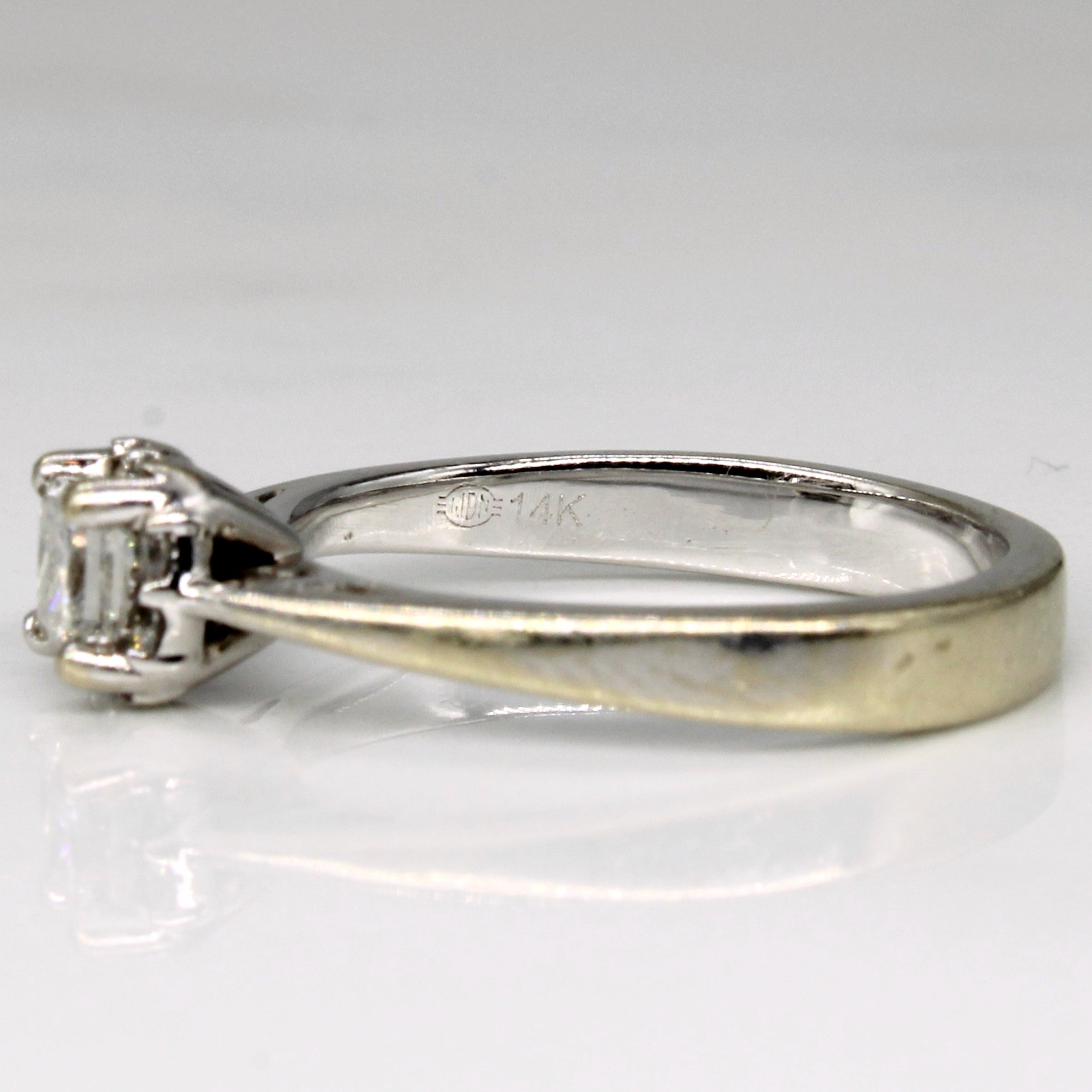 Diamond Halo Engagement Ring | 0.29ctw | SZ 3.75 |