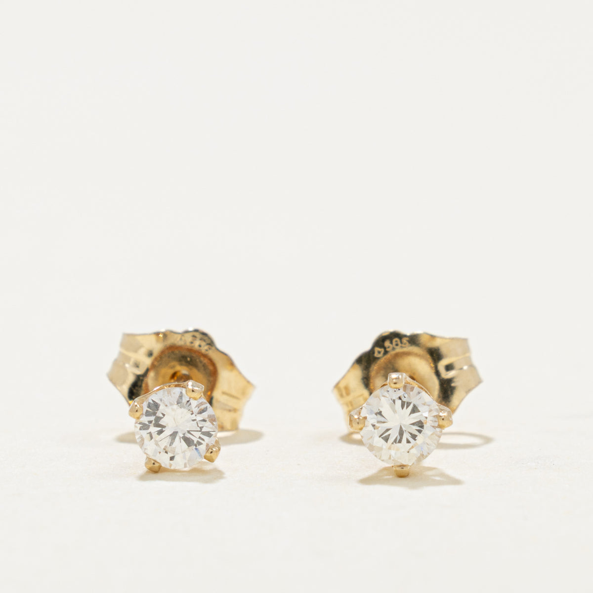 14k Round Brilliant Diamond Stud Earrings | 0.55ctw