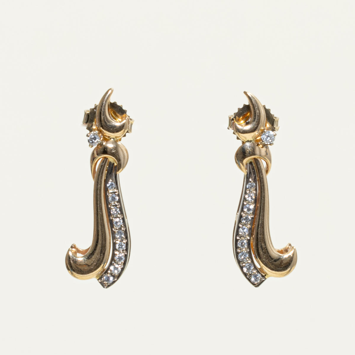14k Diamond Accented Wavy Drop Earrings | 0.25ctw