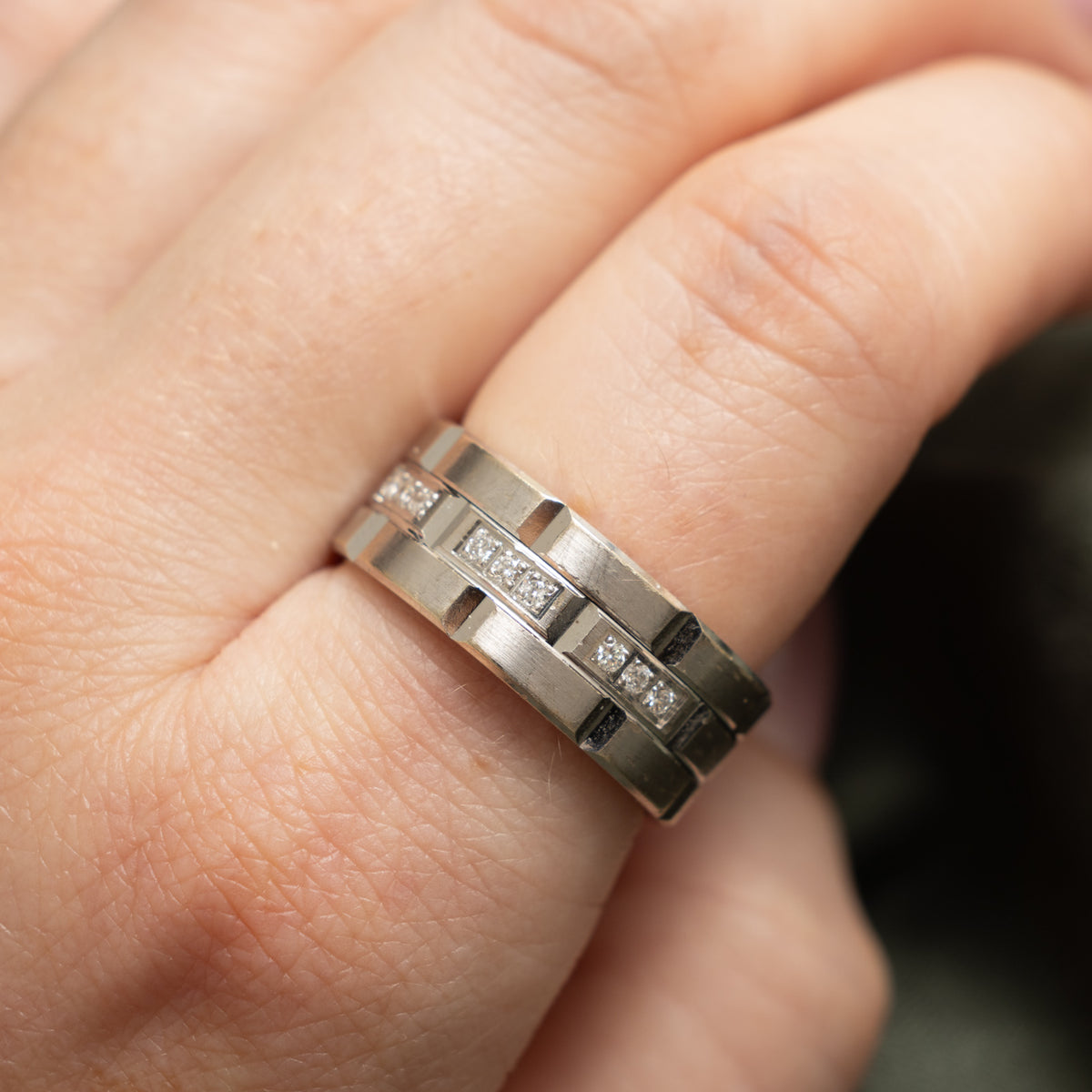 10k Diamond Accented Grooved Geometric Band | 0.12ctw | 8.95mm | SZ 9.5