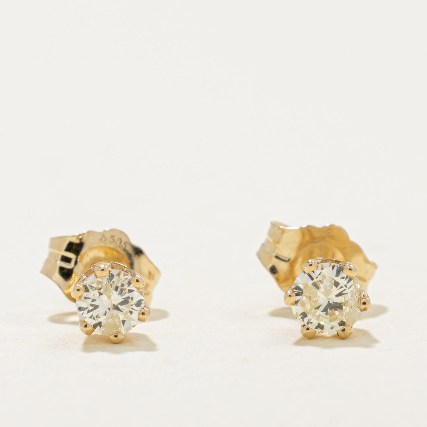 14k Diamond Petite Stud Earrings | 0.25ctw