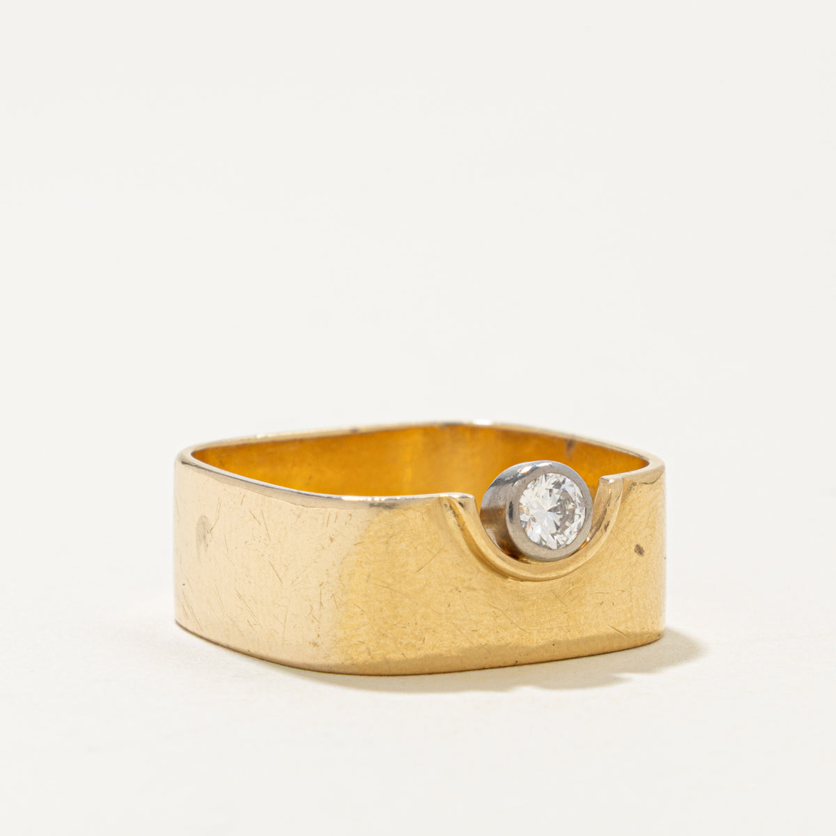 18k Solitaire Diamond Soft-Square Ring | 0.15ct | SZ 8.5