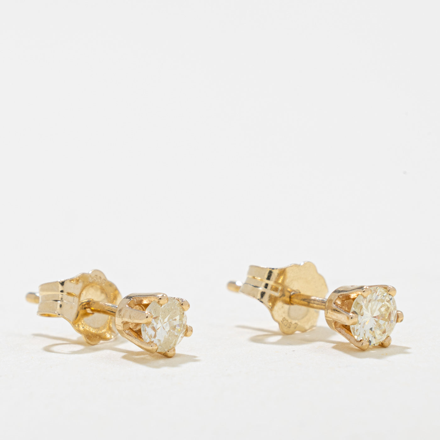 14k Diamond Petite Stud Earrings | 0.25ctw