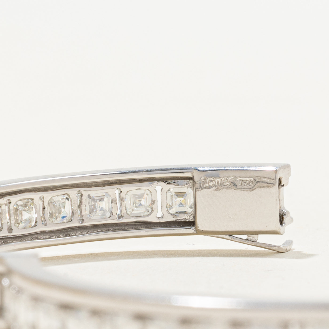 18k Asscher Cut Eternity Diamond Bangle Bracelet | 10ctw