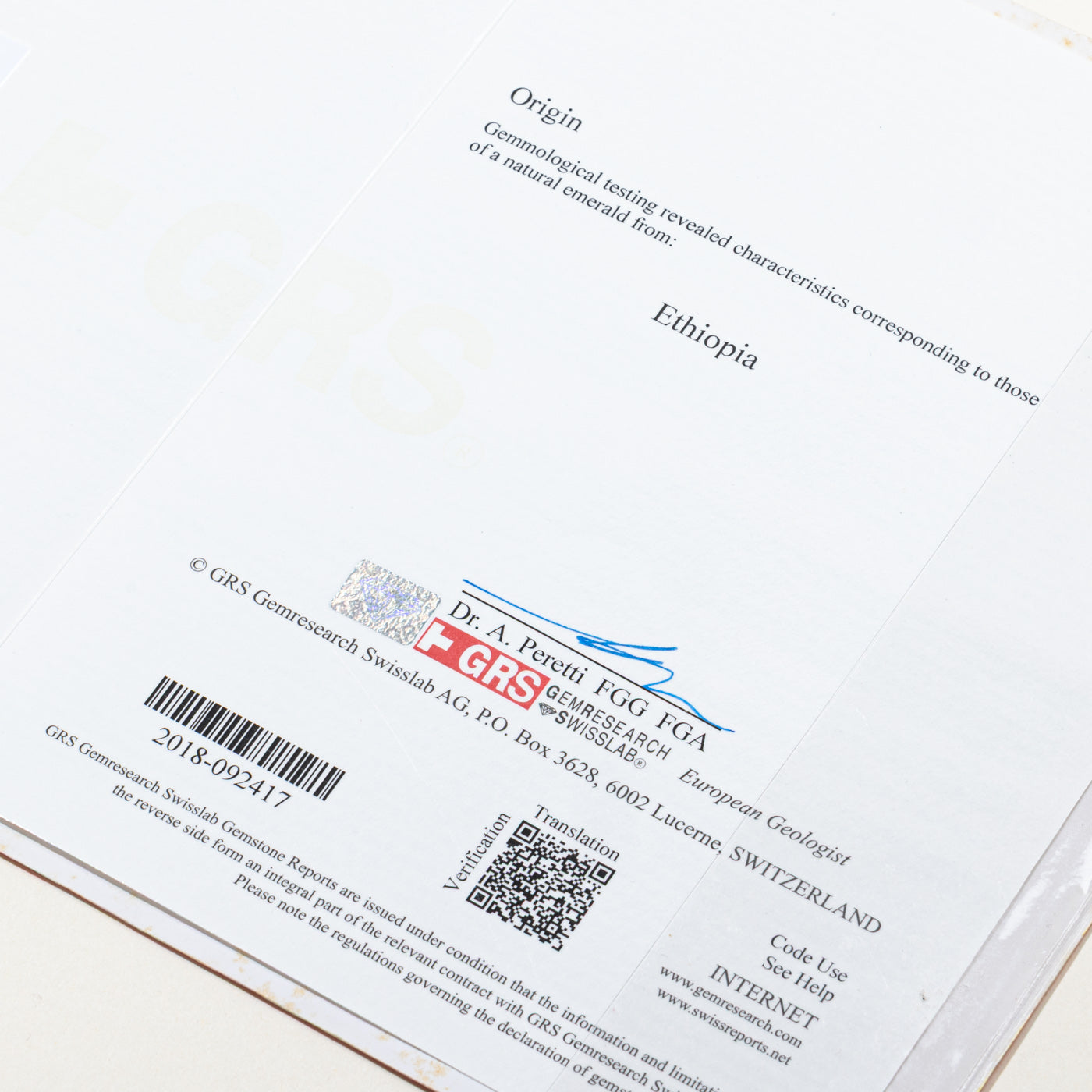 Pendentif émeraude 12,08 ct GRS sans huile et diamants | GRS 12,08 ct | 1,35 ct au total