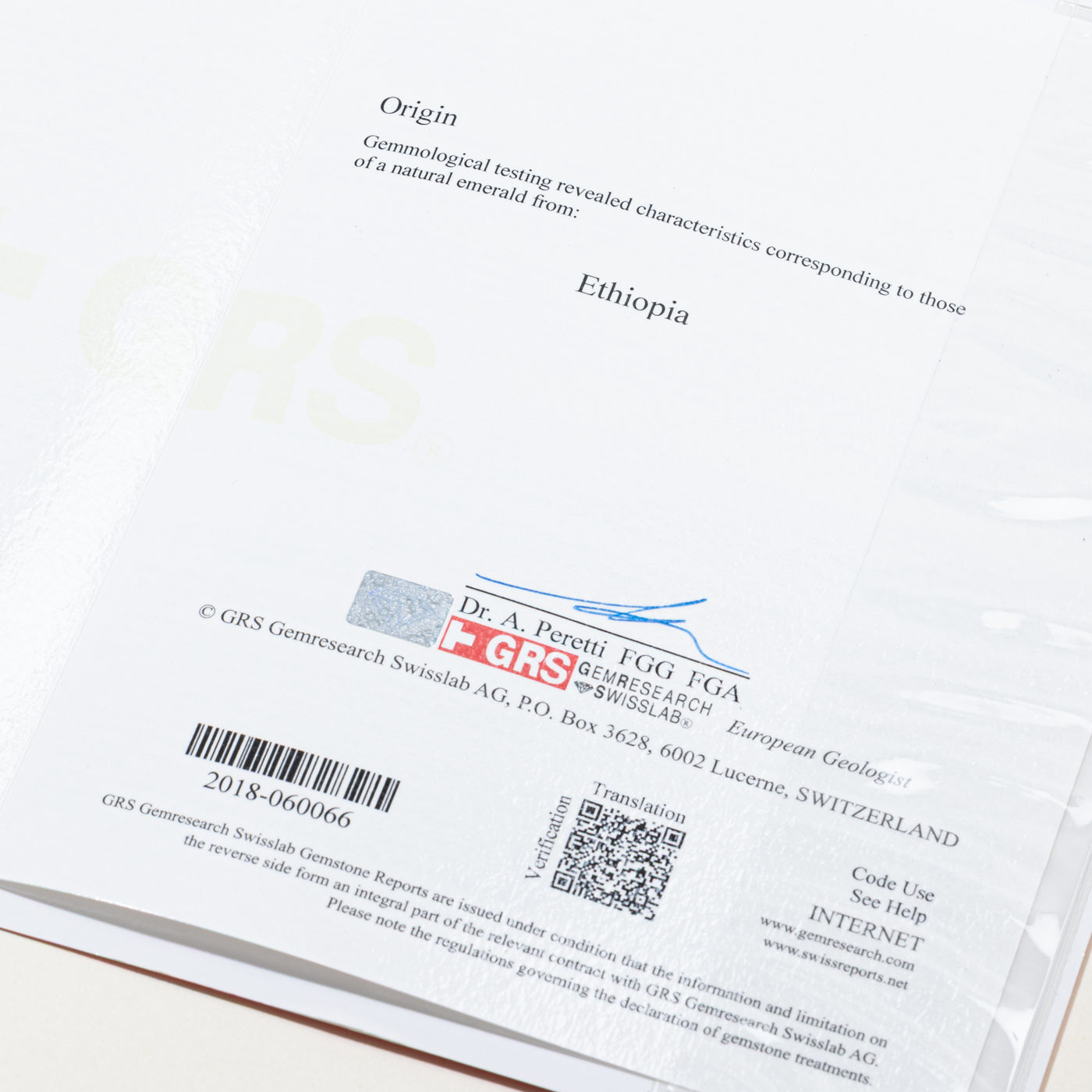 20.30ct GRS No Oil Emerald & Diamond Halo Pendant | GRS 20.30ct | 1.03ctw