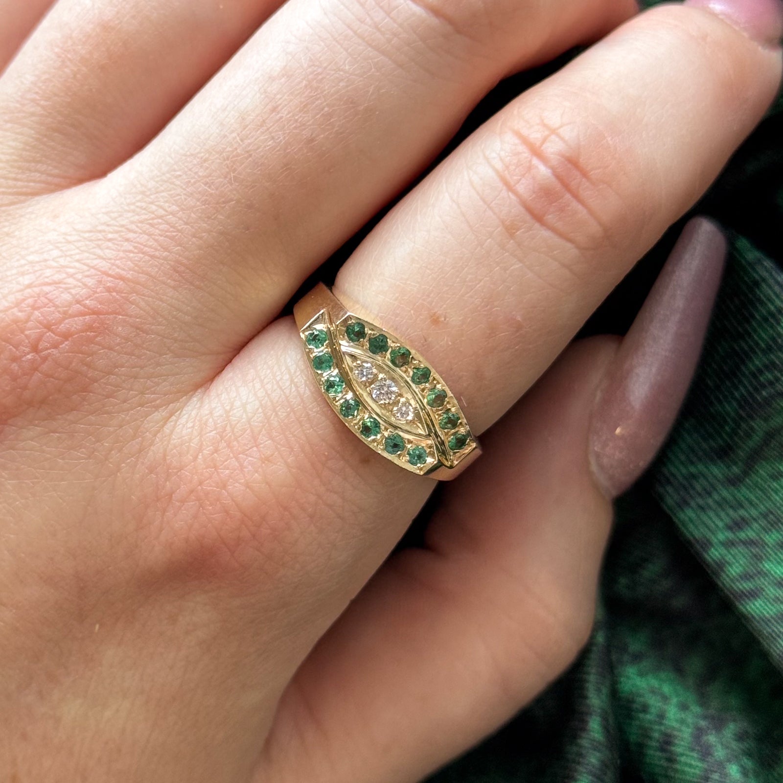 Emerald & Diamond Ring | 0.35ctw, 0.09ctw | SZ 9 |