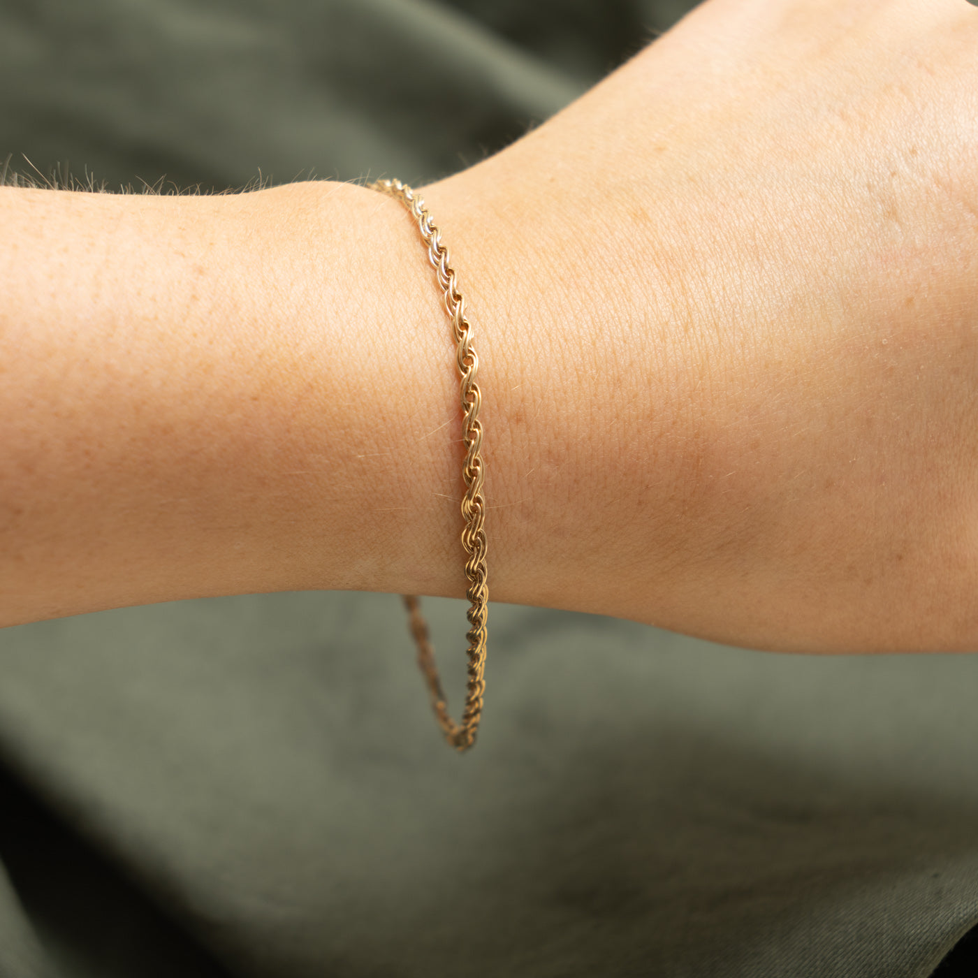 10k Yellow Gold Double Link Bracelet | 7.75"