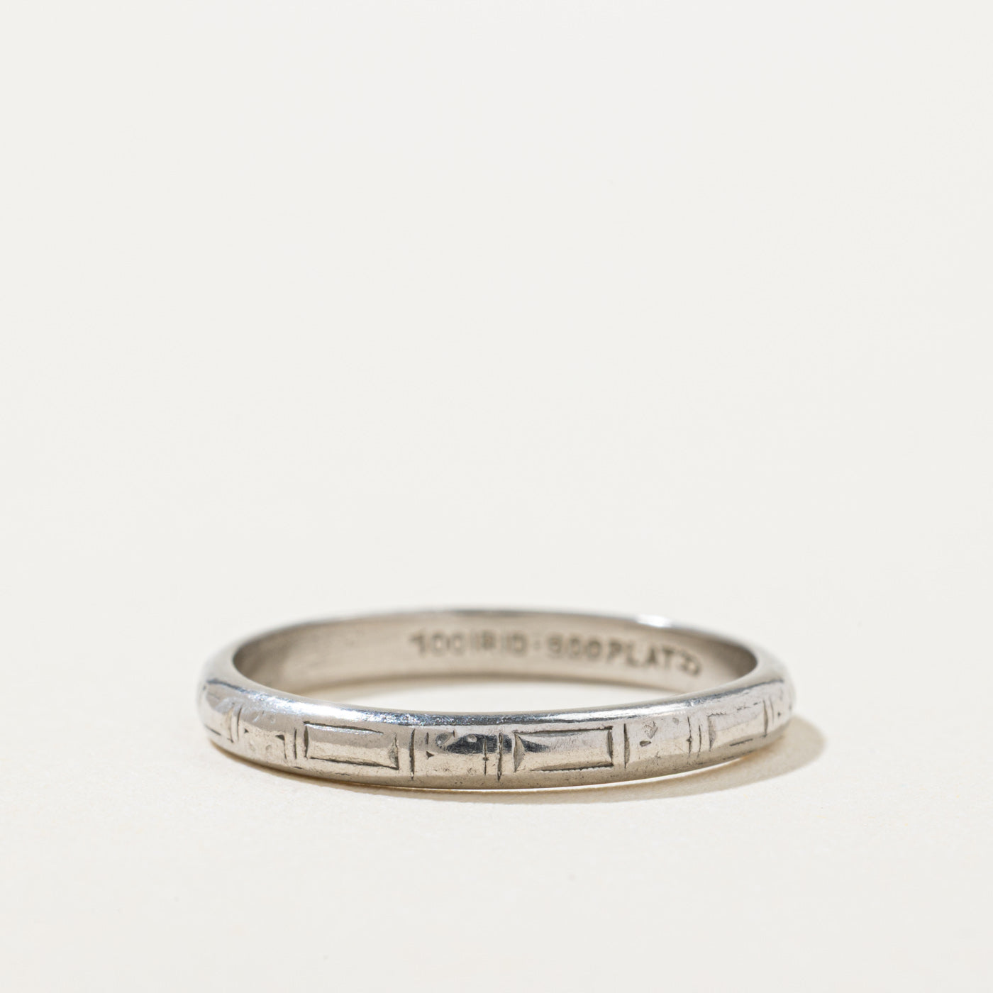 900 Platinum Band | 2.35mm | SZ 6.5