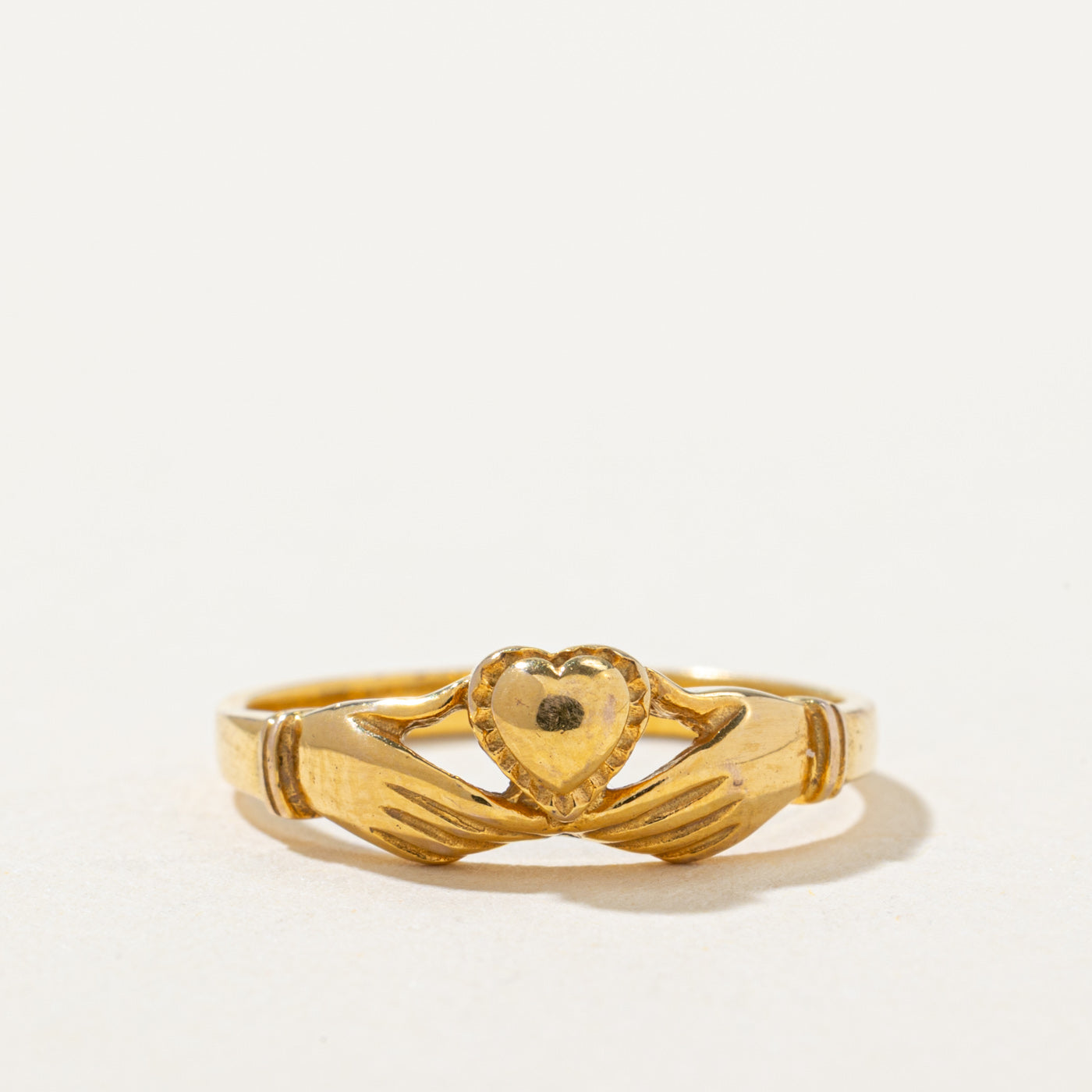 14k Yellow Gold Claddagh Ring | SZ 3.75