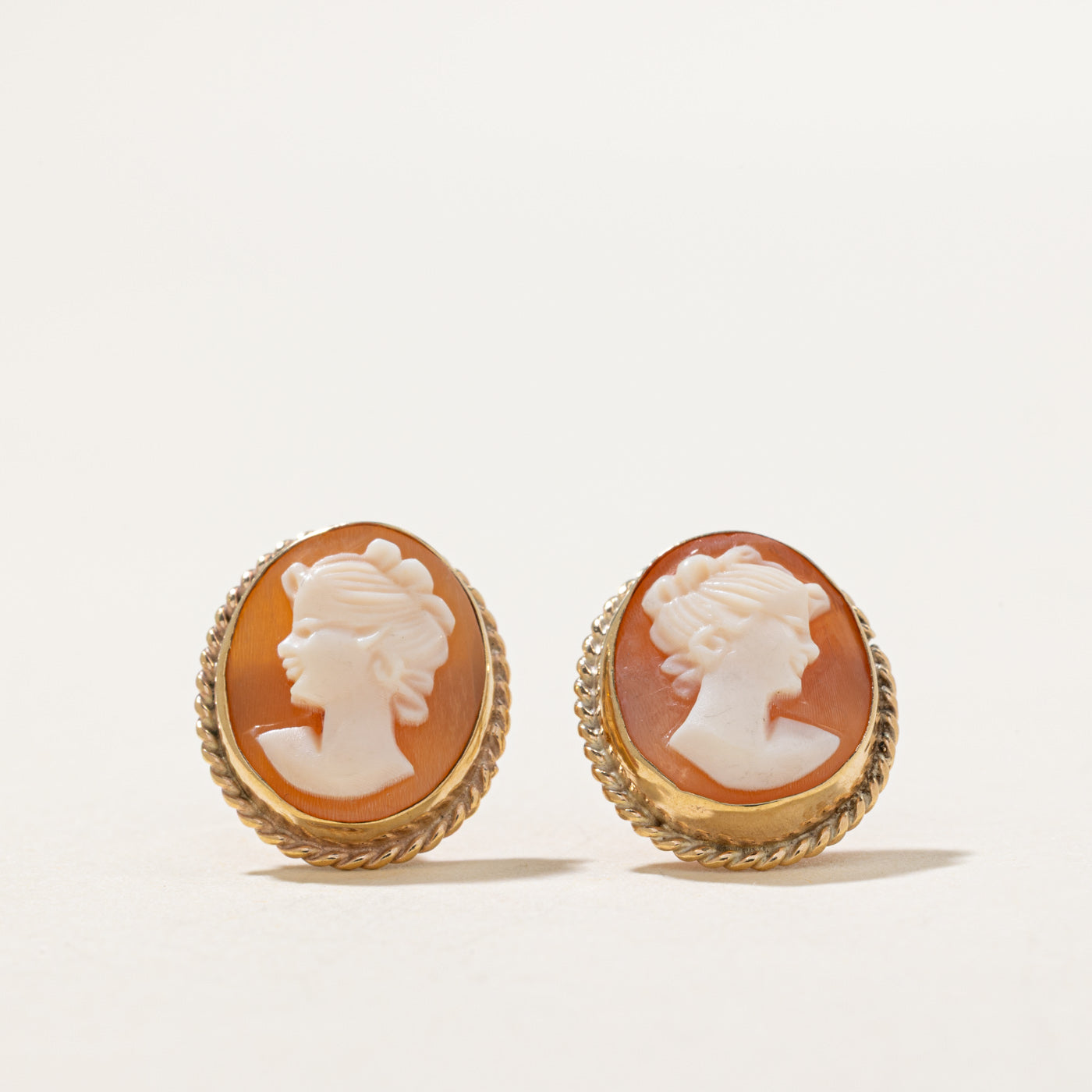 Vintage Shell Cameo Stud Earrings | 5.00ctw