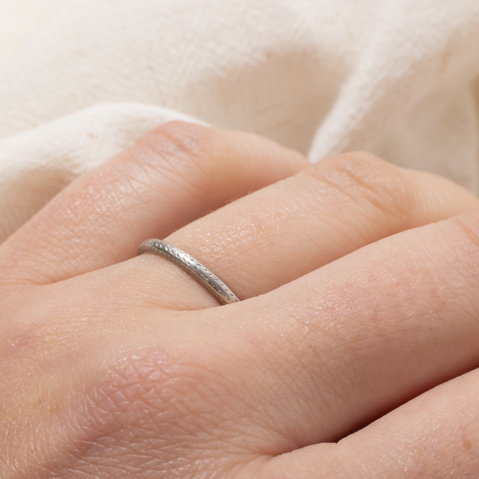 Platinum Band | 2.00mm | SZ 6.5