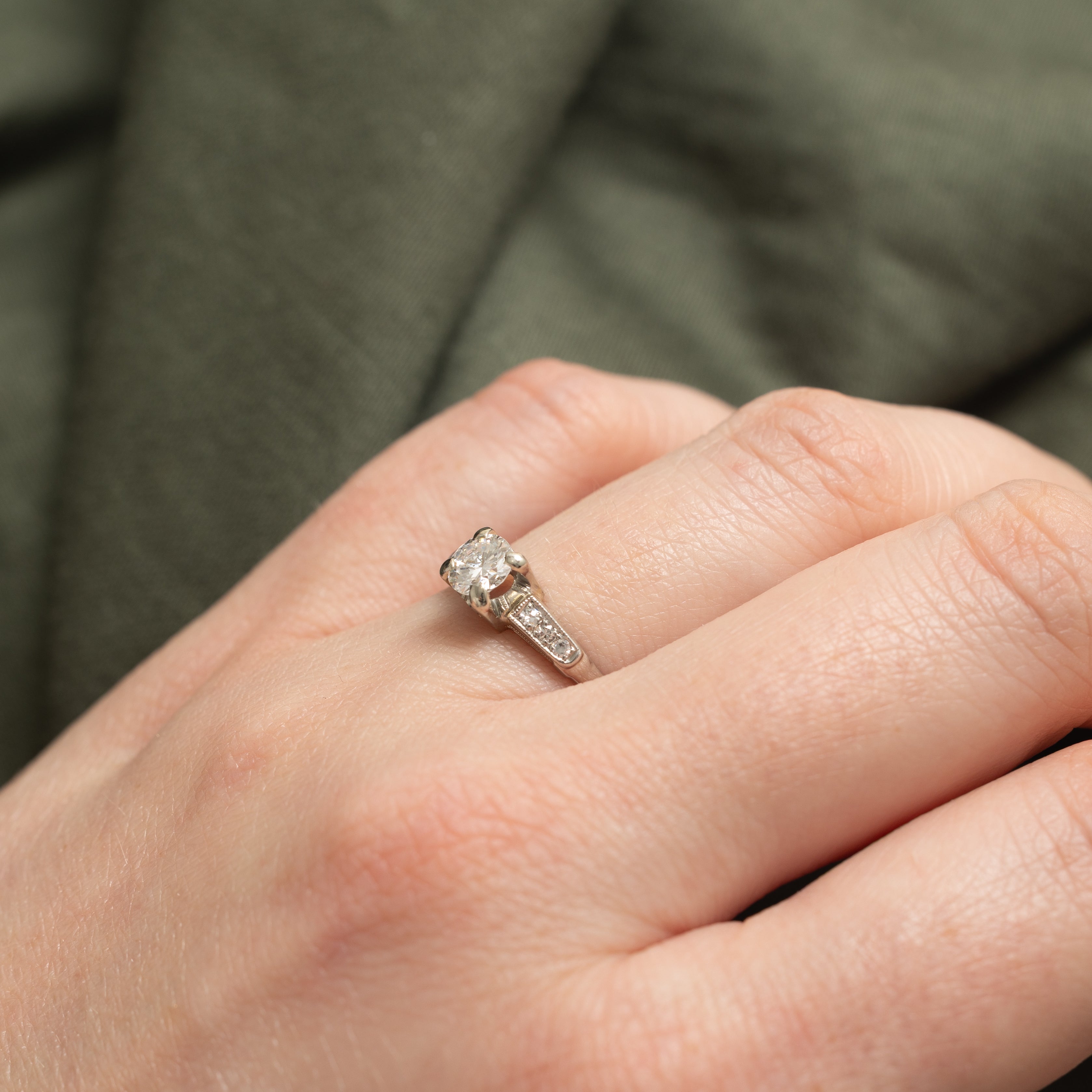 19k White Gold Diamond Accented Ring | 0.43ct VS1 G/H, 0.06ctw | SZ 6