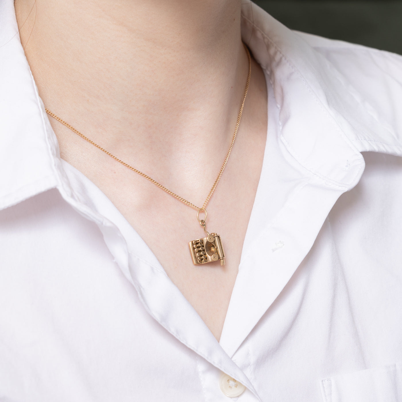 1961 London 9K Yellow Gold Typewriter Charm