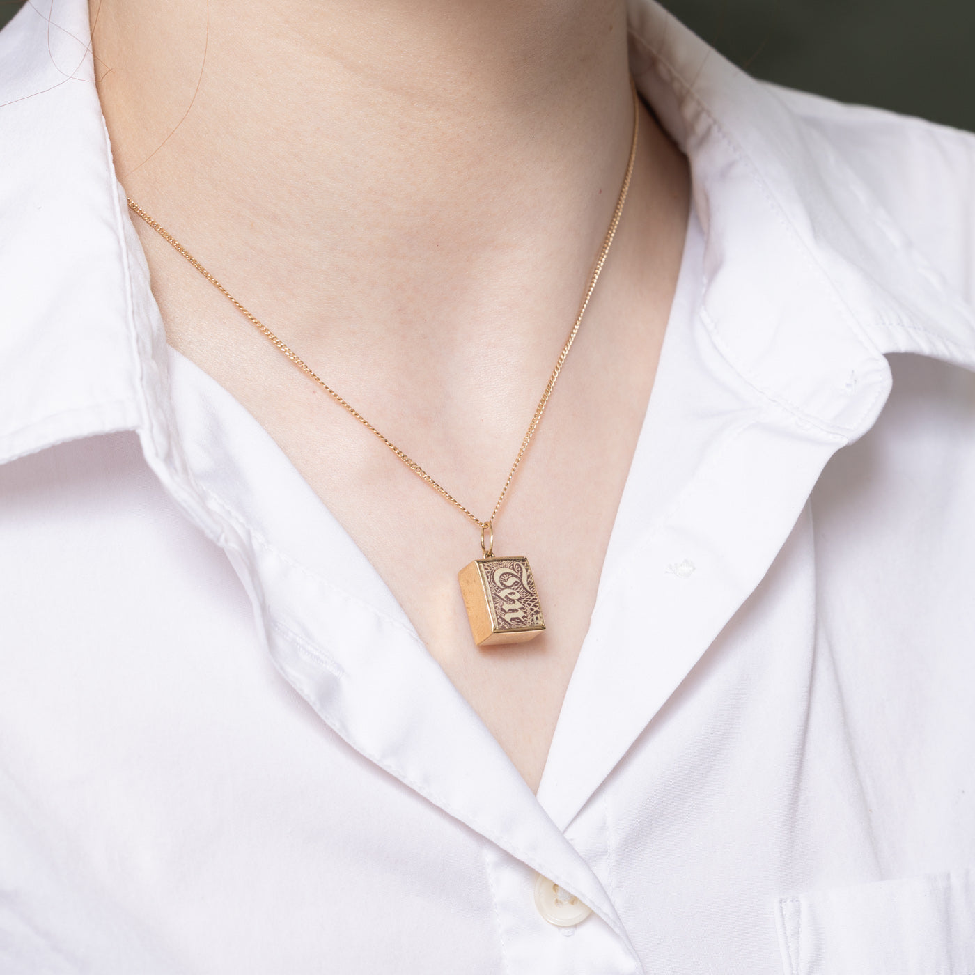 Vintage "Break in Case of Emergency" Ten-pound note charm