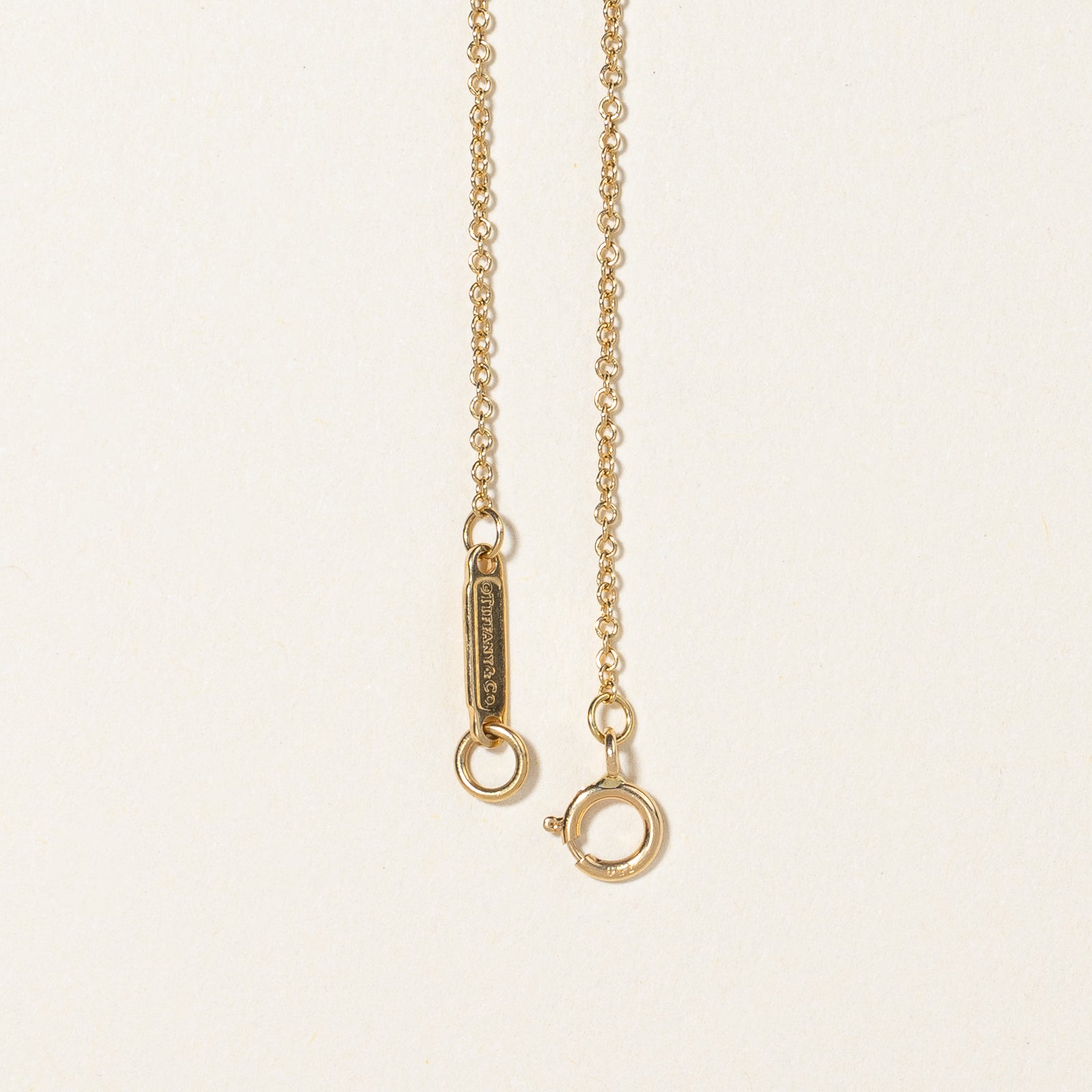 'Tiffany & Co' Diamond Atlas Pendant & 18k Necklace | 0.30ctw | 16