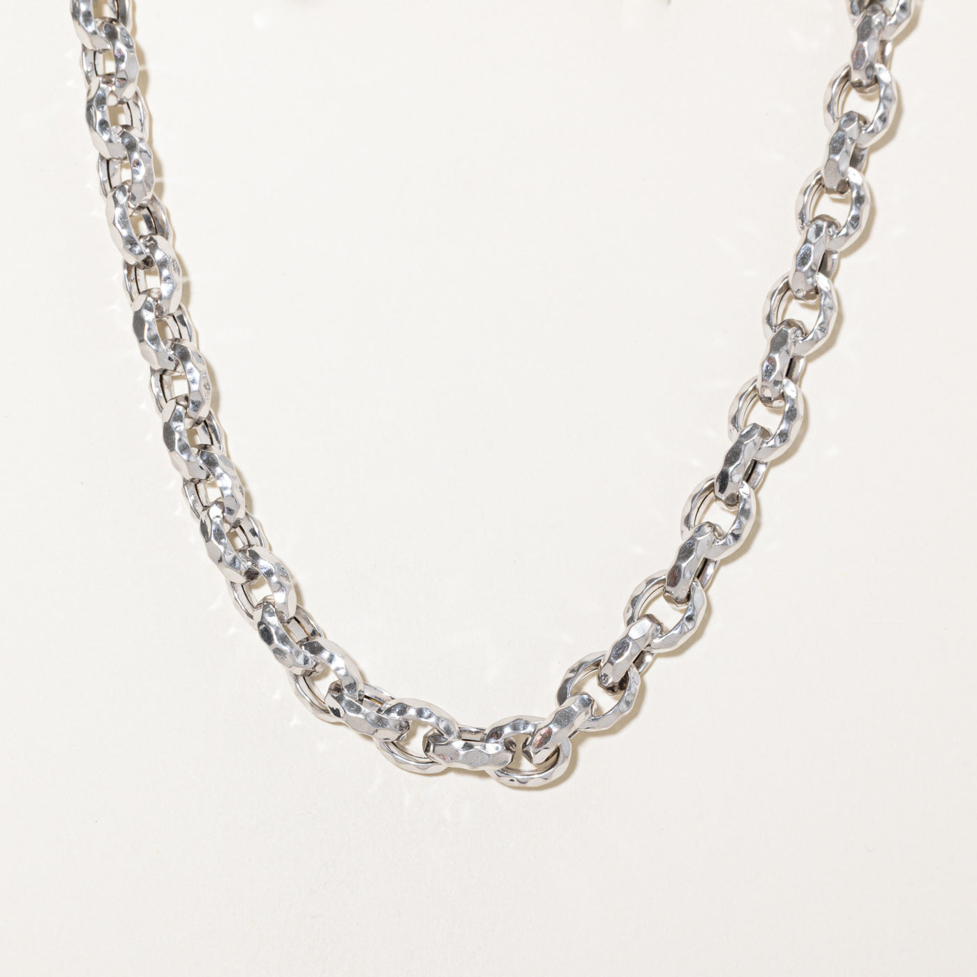 14k White Gold Large Hammered Rolo Link Chain | 17"