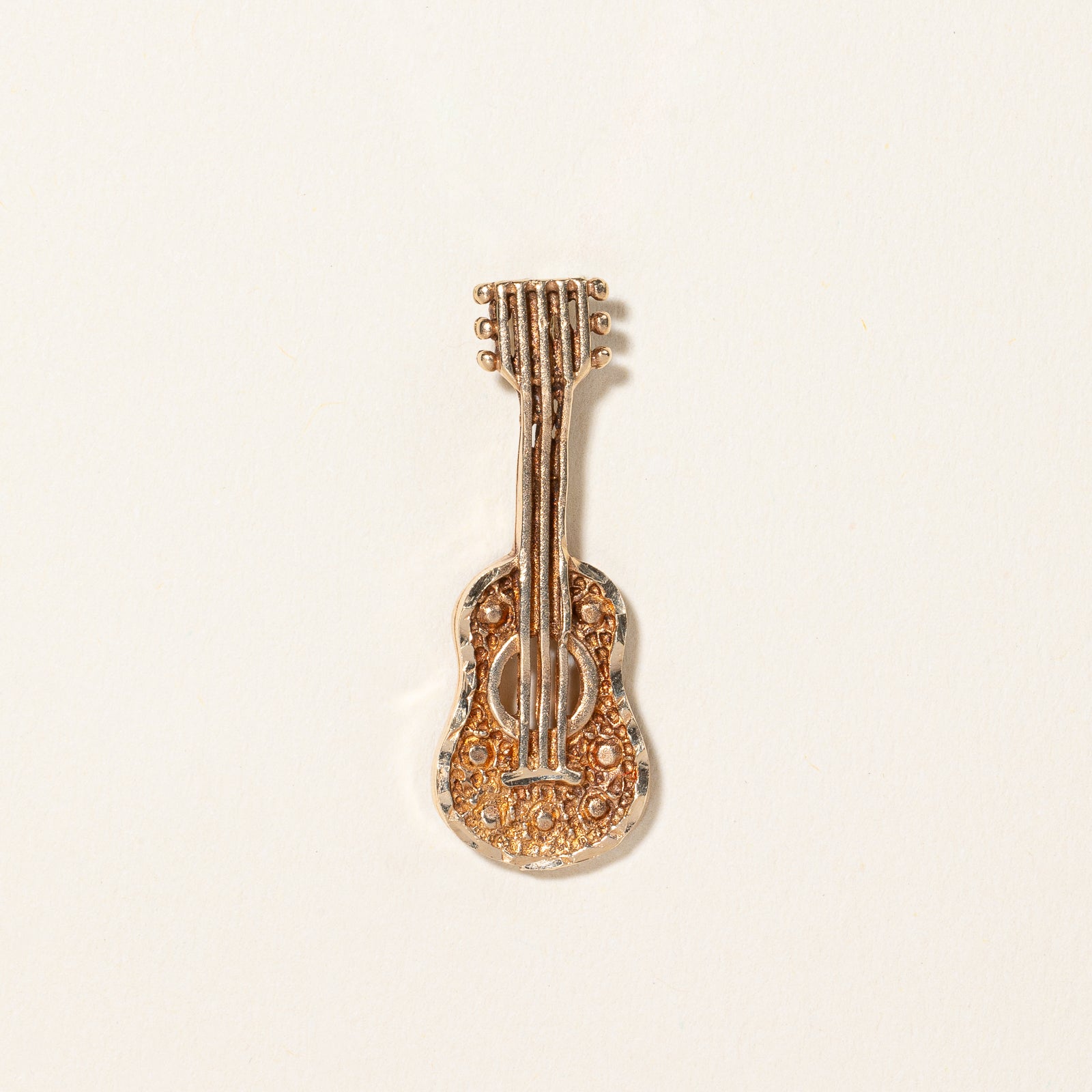 10k Yellow Gold Guitar Pendant