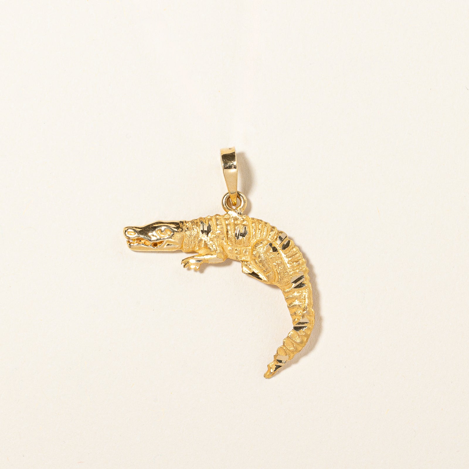 18k Yellow Gold Alligator Charm