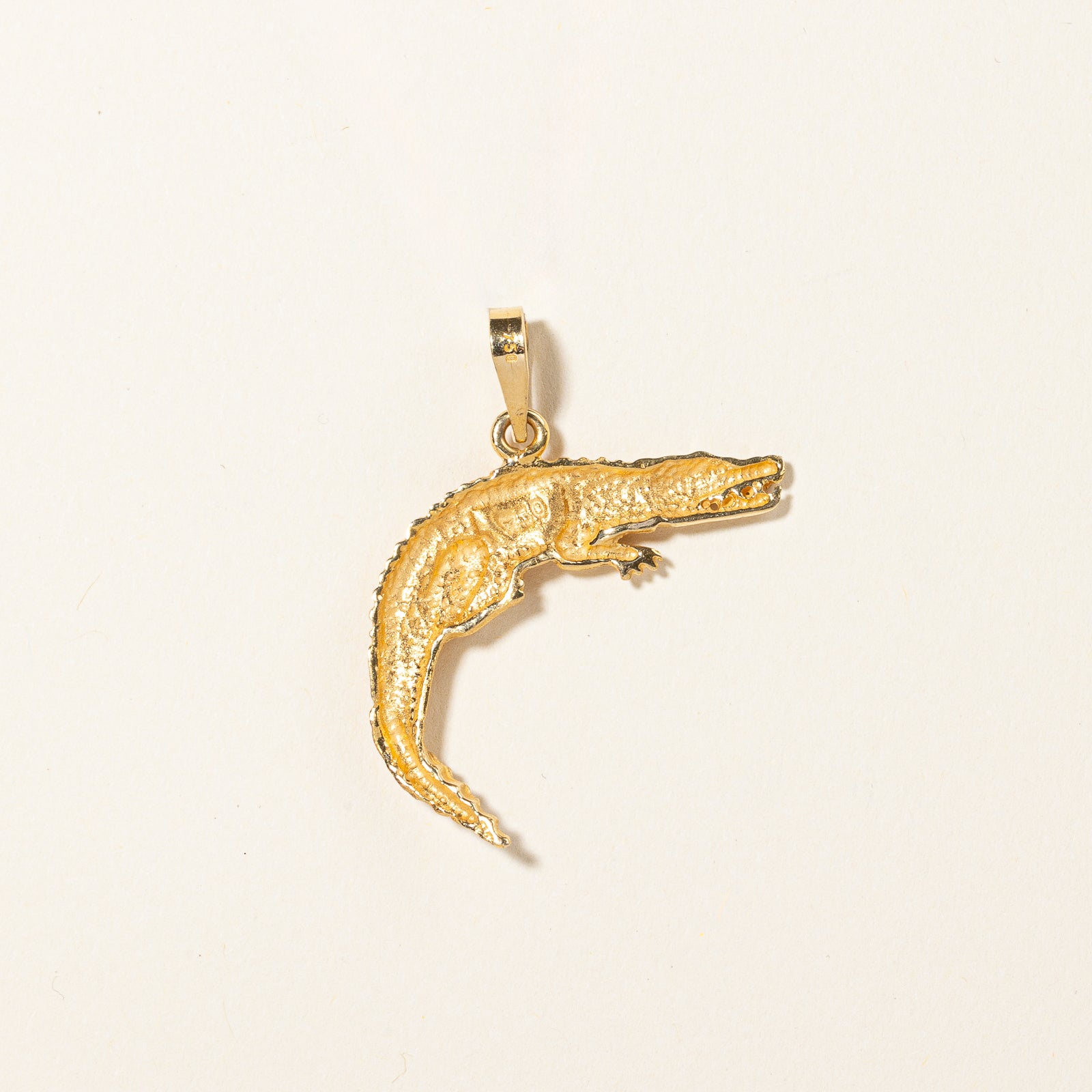 18k Yellow Gold Alligator Charm