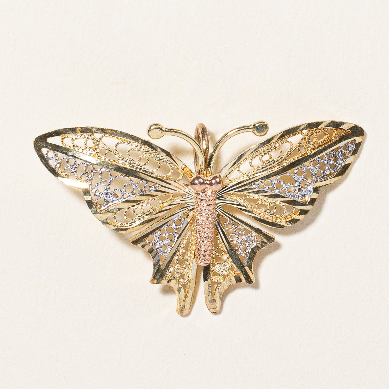 Pendentif papillon en or multicolore 10 carats 