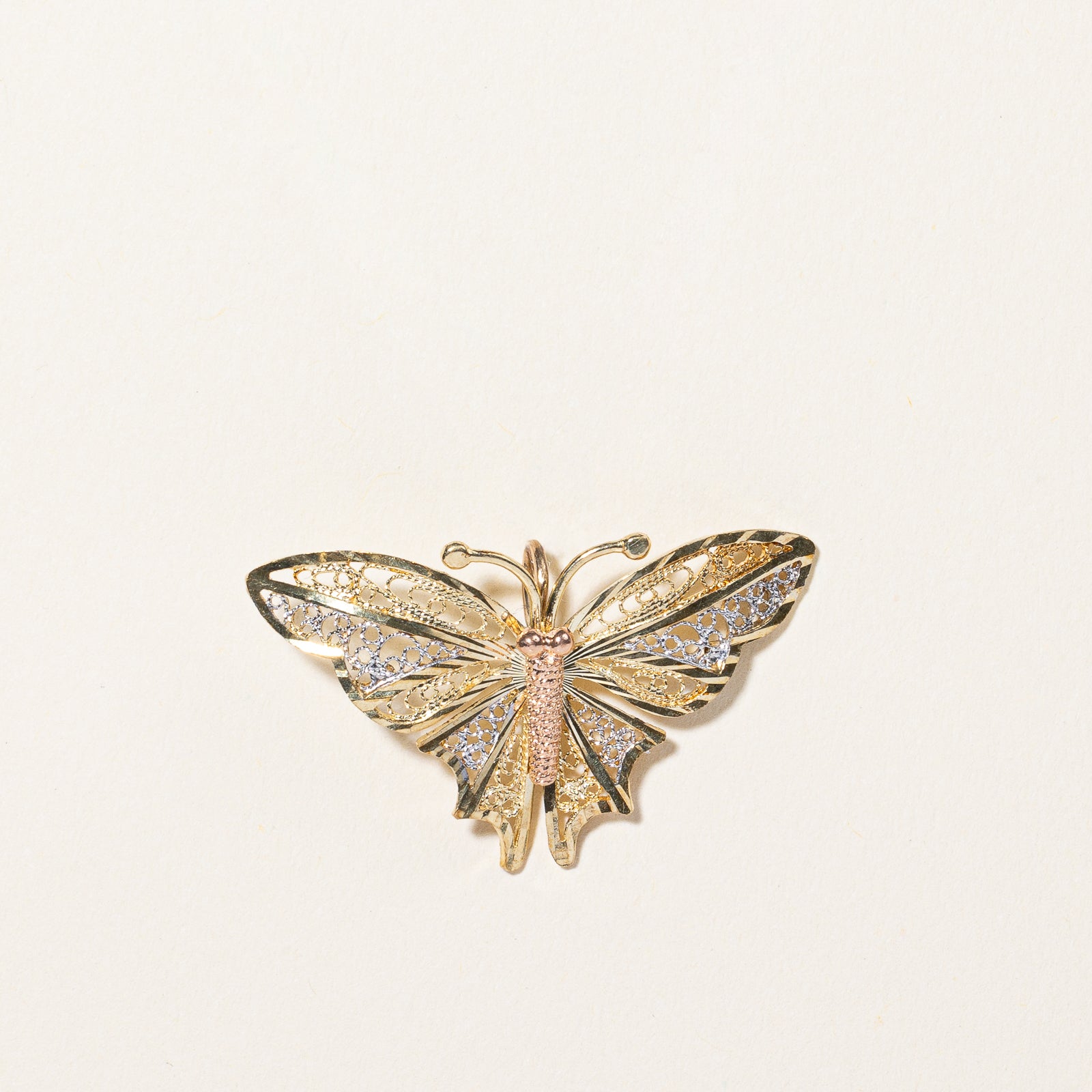 Pendentif papillon en or multicolore 10 carats 