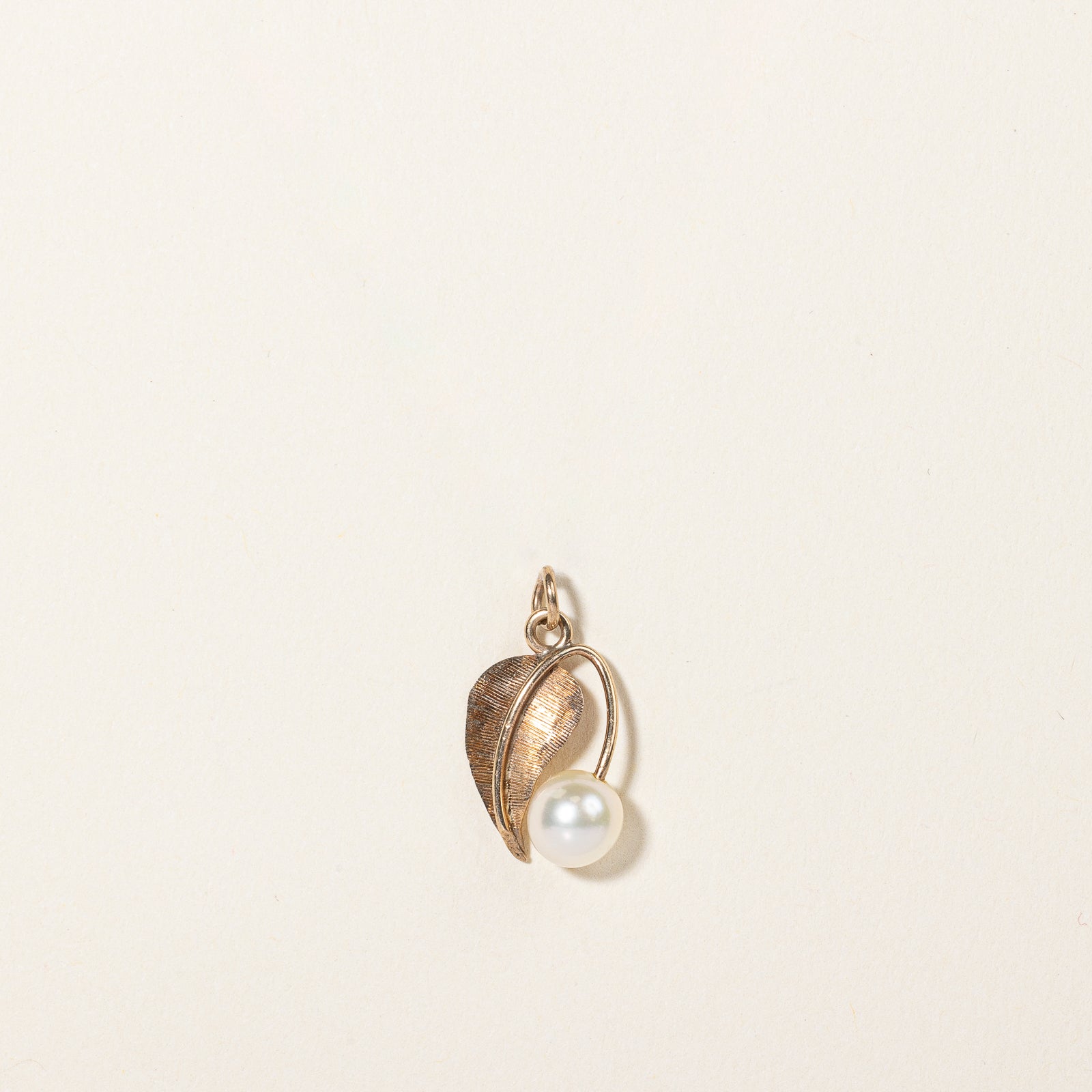 Pearl Leaf Pendant