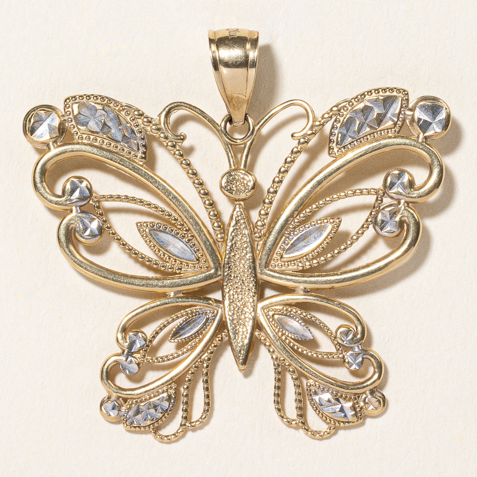 14k Yellow Gold Butterfly Pendant |