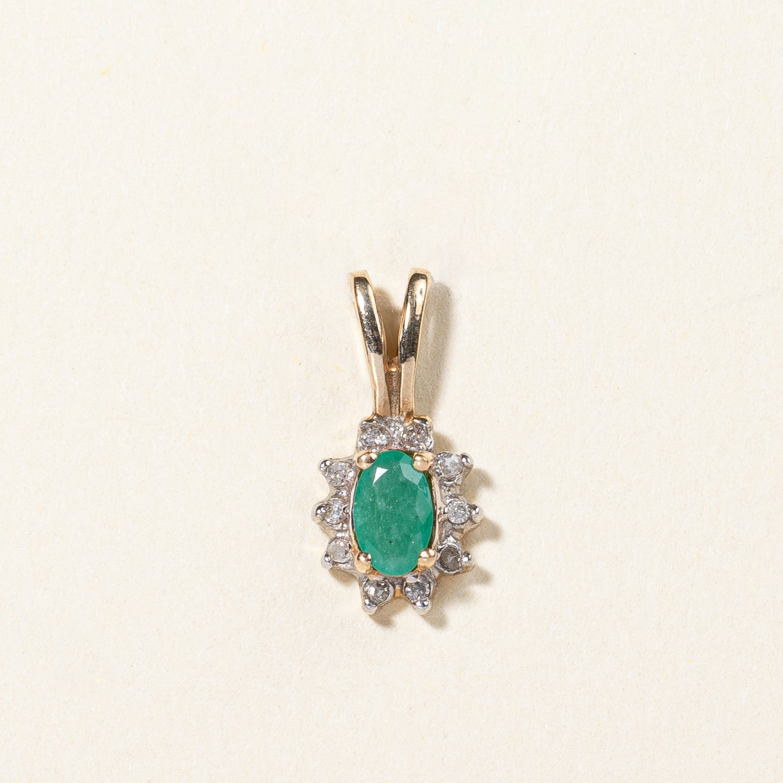 Emerald & Diamond Pendant | 0.21ct, 0.05ctw |