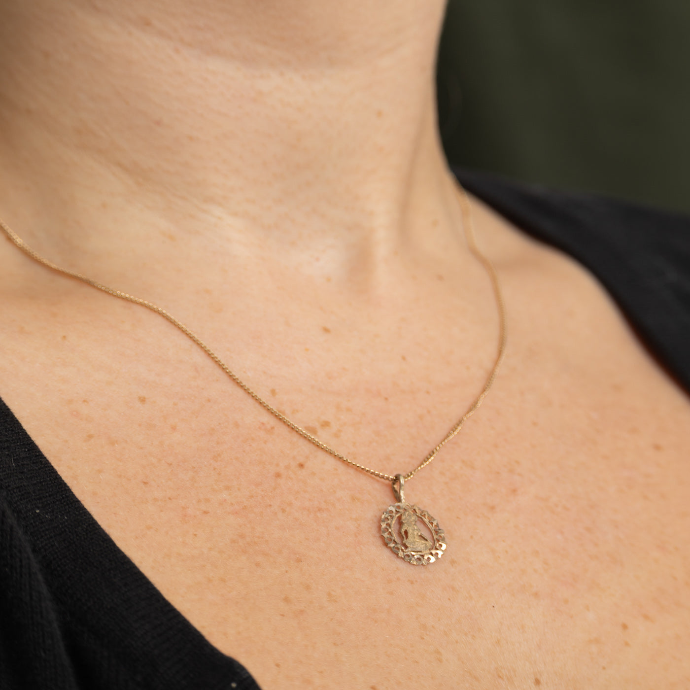 10k Yellow Gold Double Gemini Zodiac Pendant