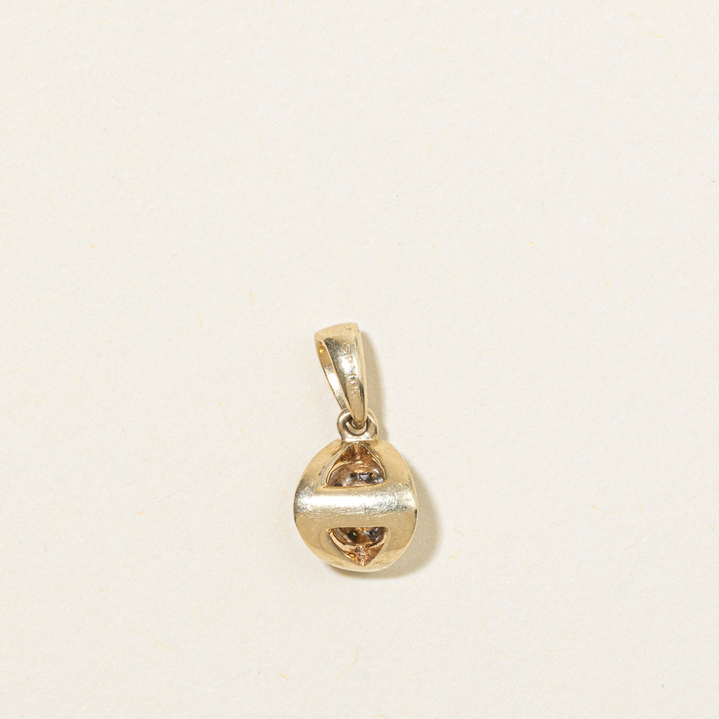 10K Illusion Set Diamond Pendant