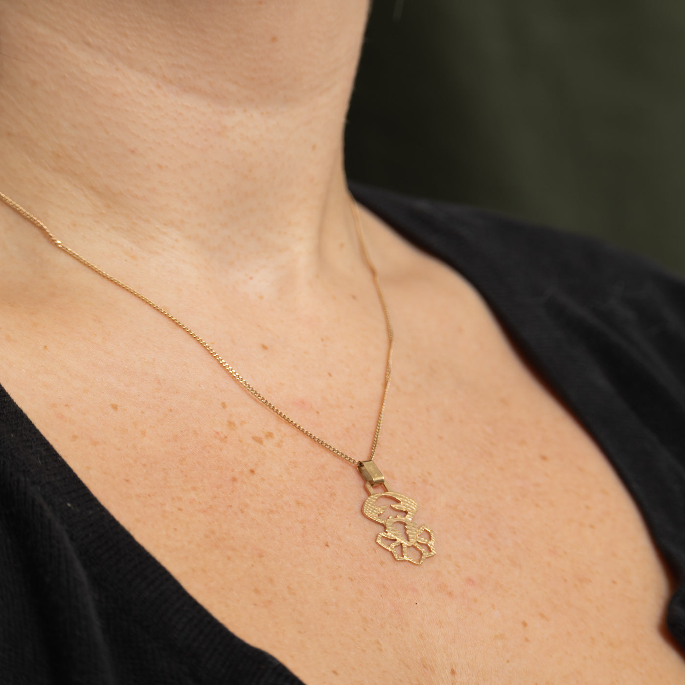 10k Yellow Gold Cancer Zodiac Pendant
