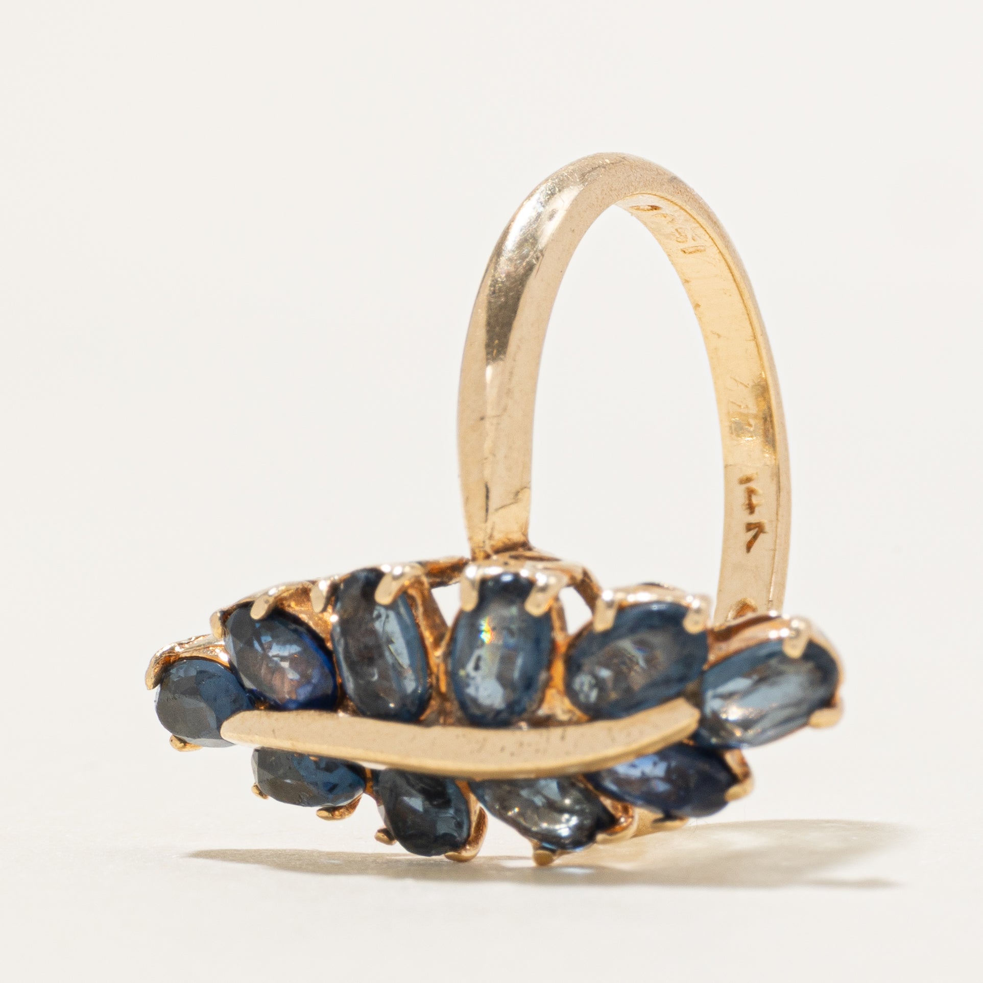 Sapphire Leaf Design Cocktail Ring | 2.80ctw | SZ 7.25
