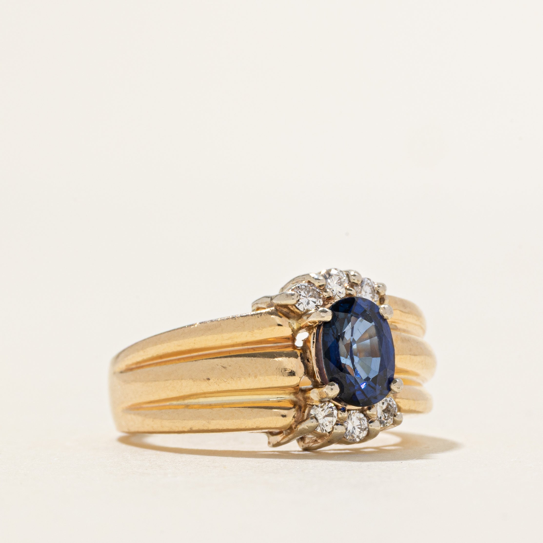 Sapphire & Diamond Grooved Ring | 0.85ct, 0.12ctw | SZ 6.25