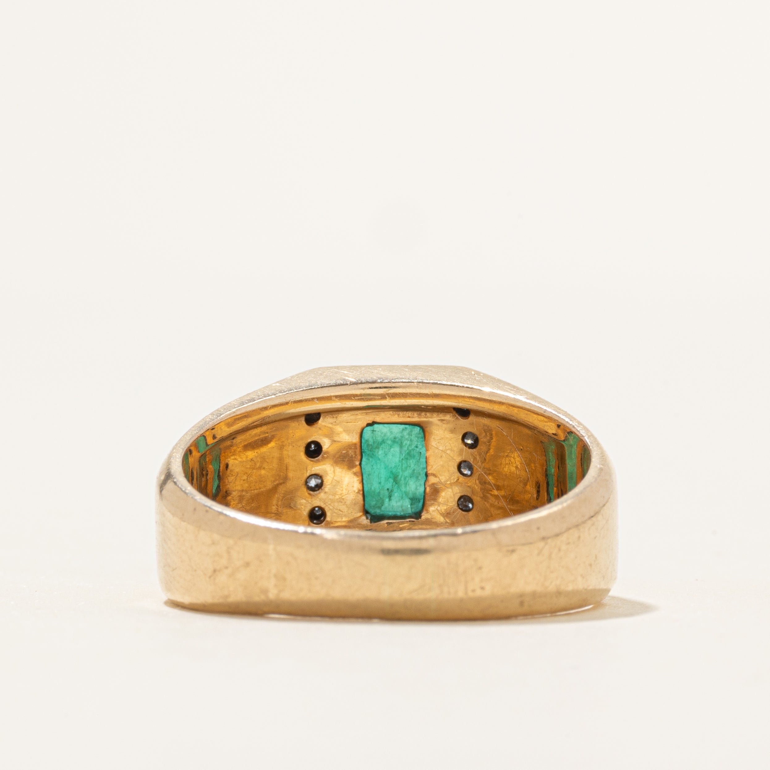 Emerald & Diamond Halo Grooved Ring | 0.52ct, 0.16ctw | SZ 10.5