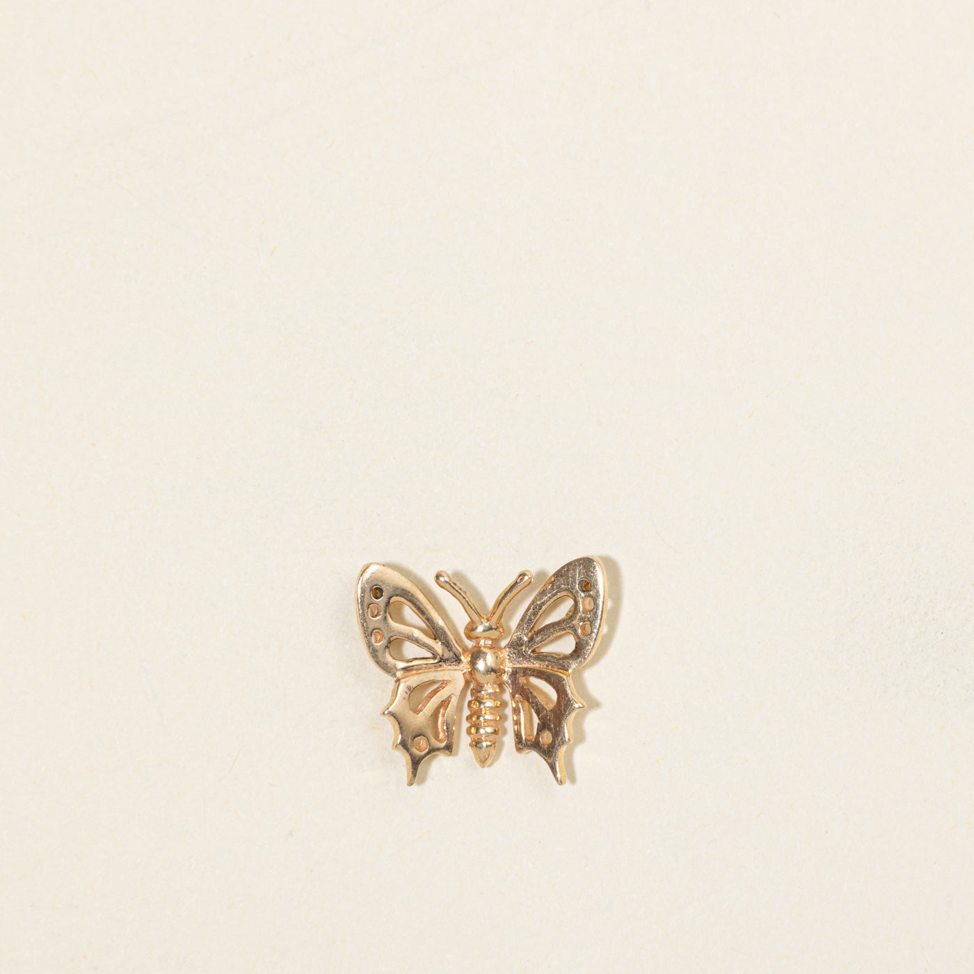 14k Yellow Gold Butterfly Pendant