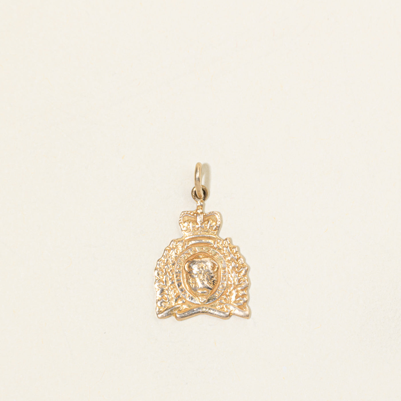 14k Yellow Gold Crest Charm