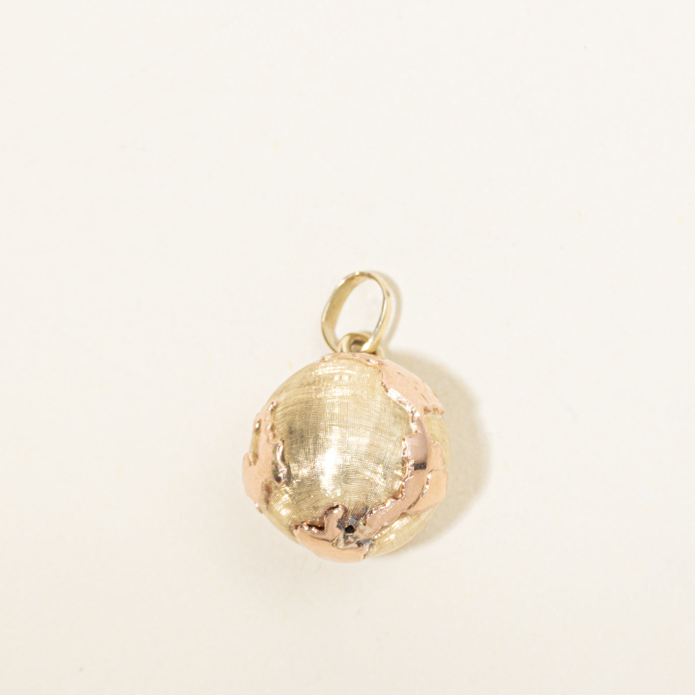 14k Yellow Gold Globe Charm