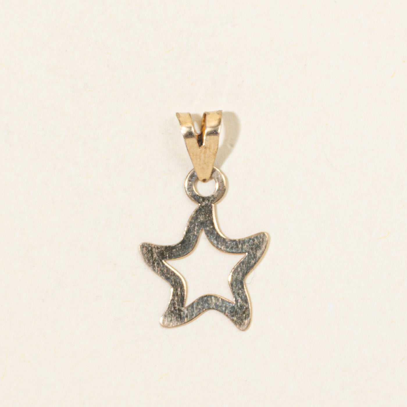 18k Yellow Gold Star Pendant