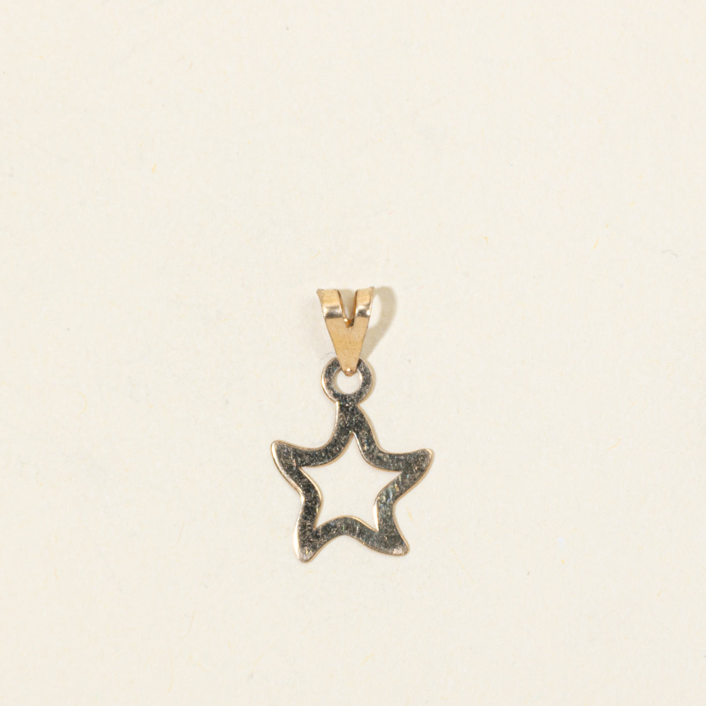 18k Yellow Gold Star Pendant