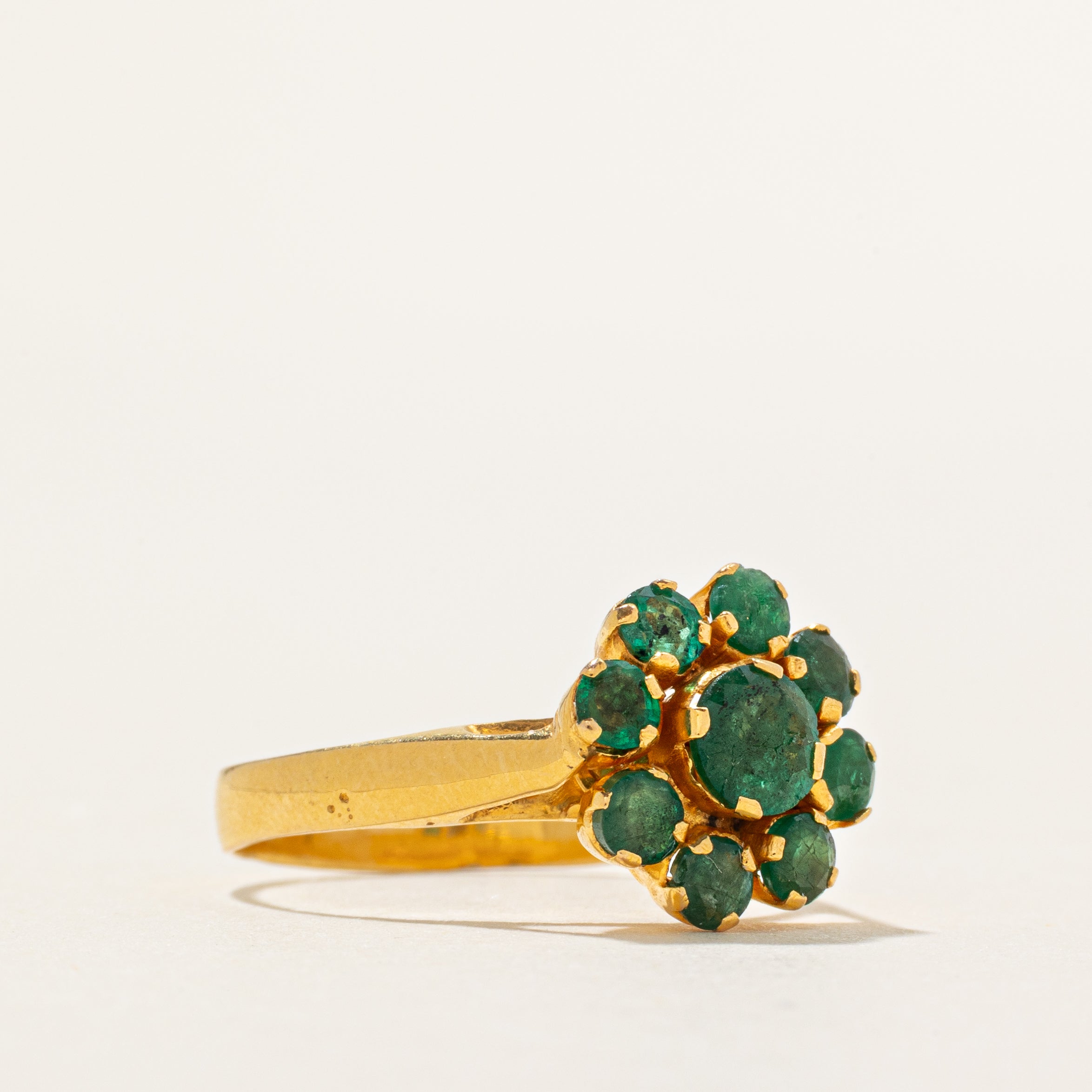 18k Emerald Floral Cluster Ring | 0.71ctw | SZ 5.5