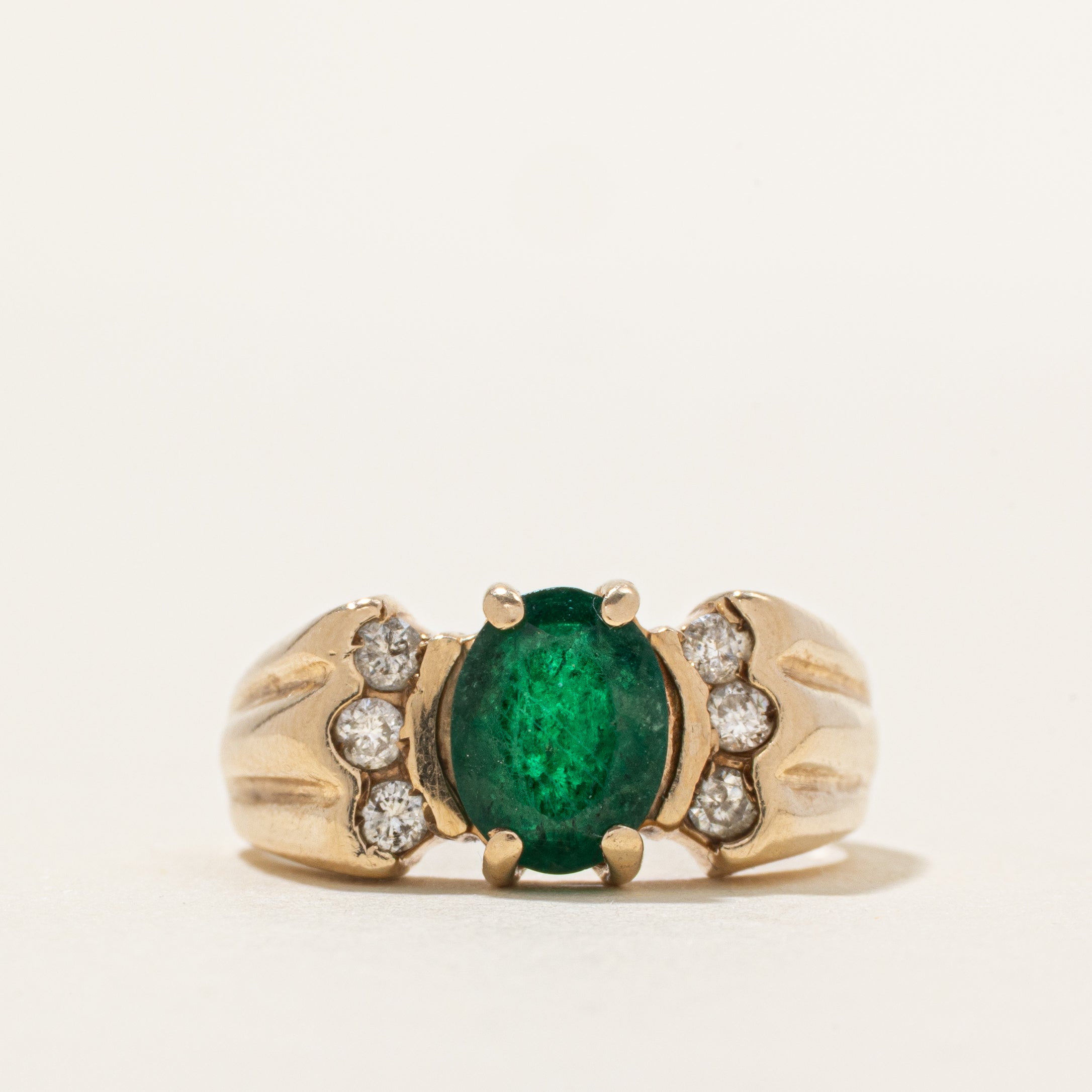 Oval Cut Emerald & Diamond Grooved Ring | 0.97ct, 0.19ctw | SZ 6