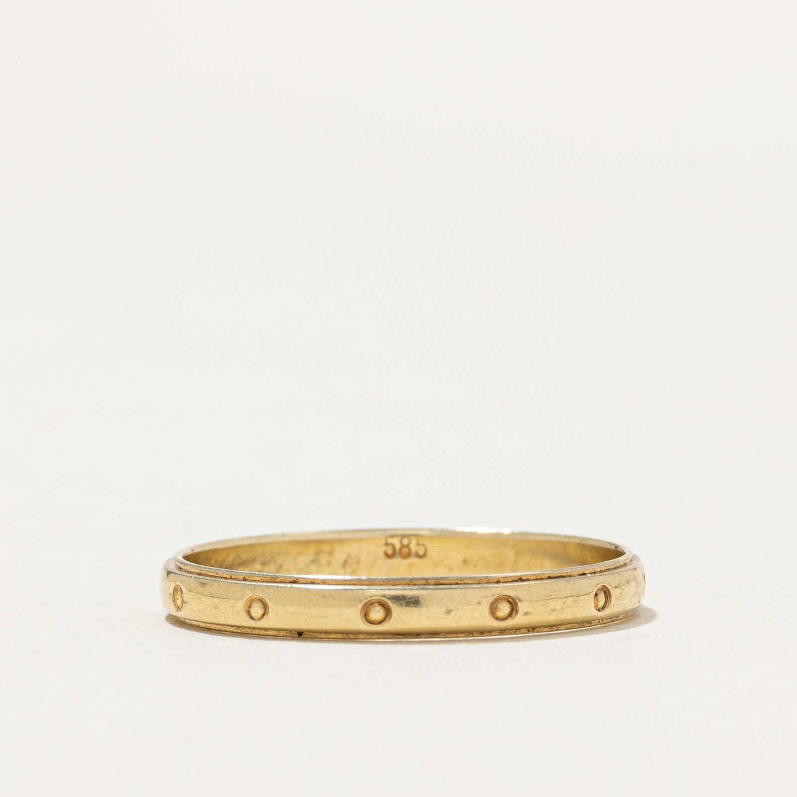 14k Yellow Gold Engraved Thin Band | 2.35mm | SZ 6.75