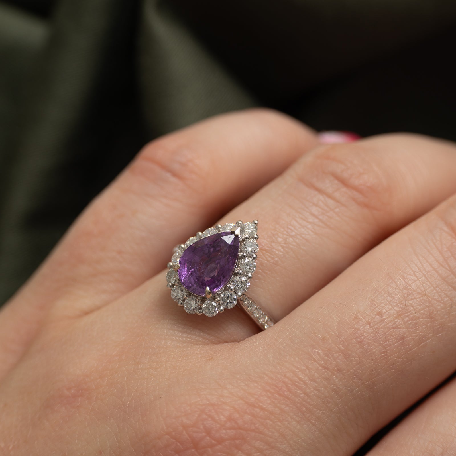 3.01ct Unheated Pinkish Purple Sapphire & Diamond Halo Ring | 3.01ct, 0.749ctw | SZ 6