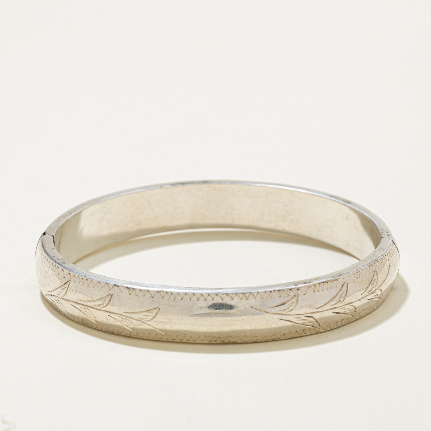 Sterling Silver Leafy Engraved Bangle Bracelet | 7"