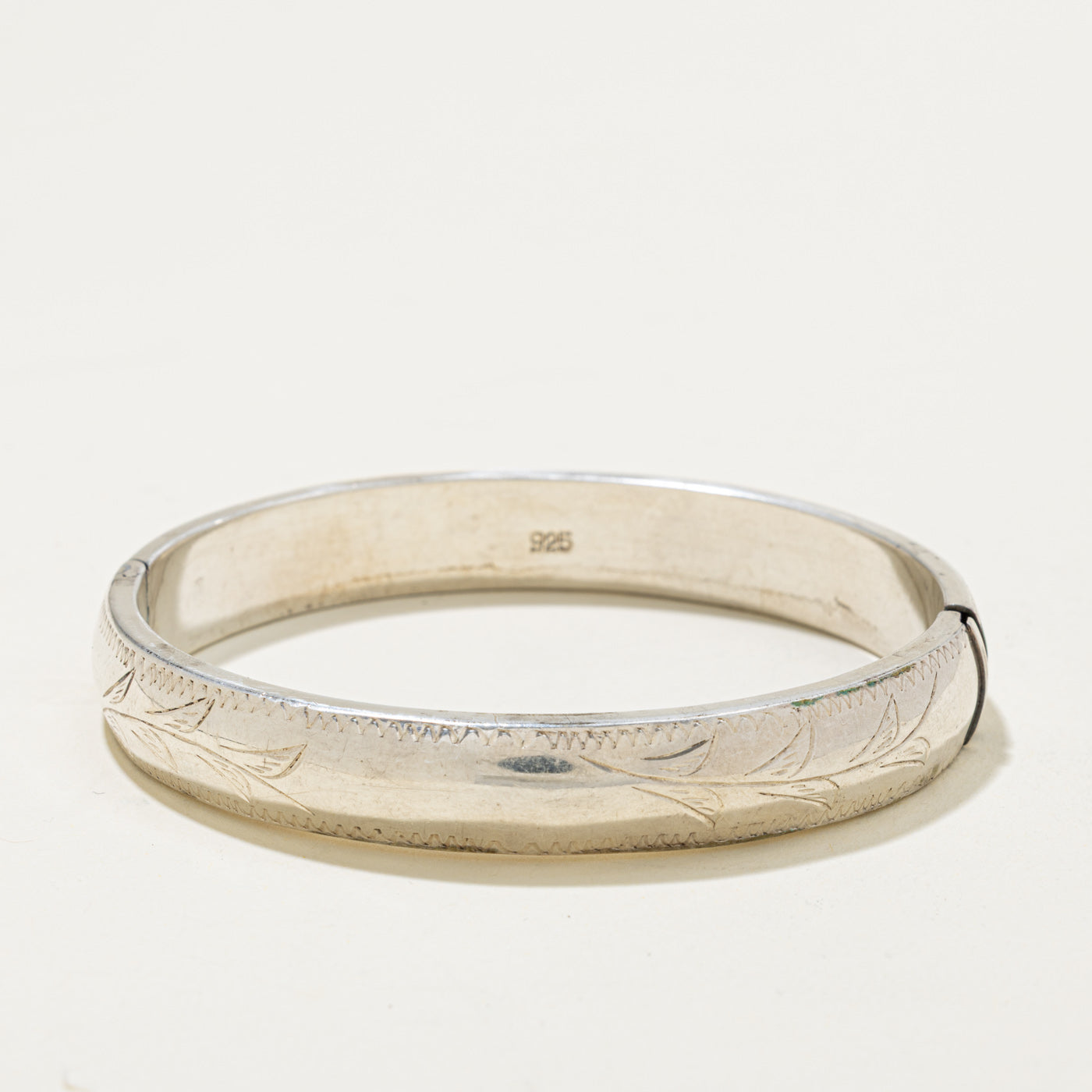 Sterling Silver Leafy Engraved Bangle Bracelet | 7"
