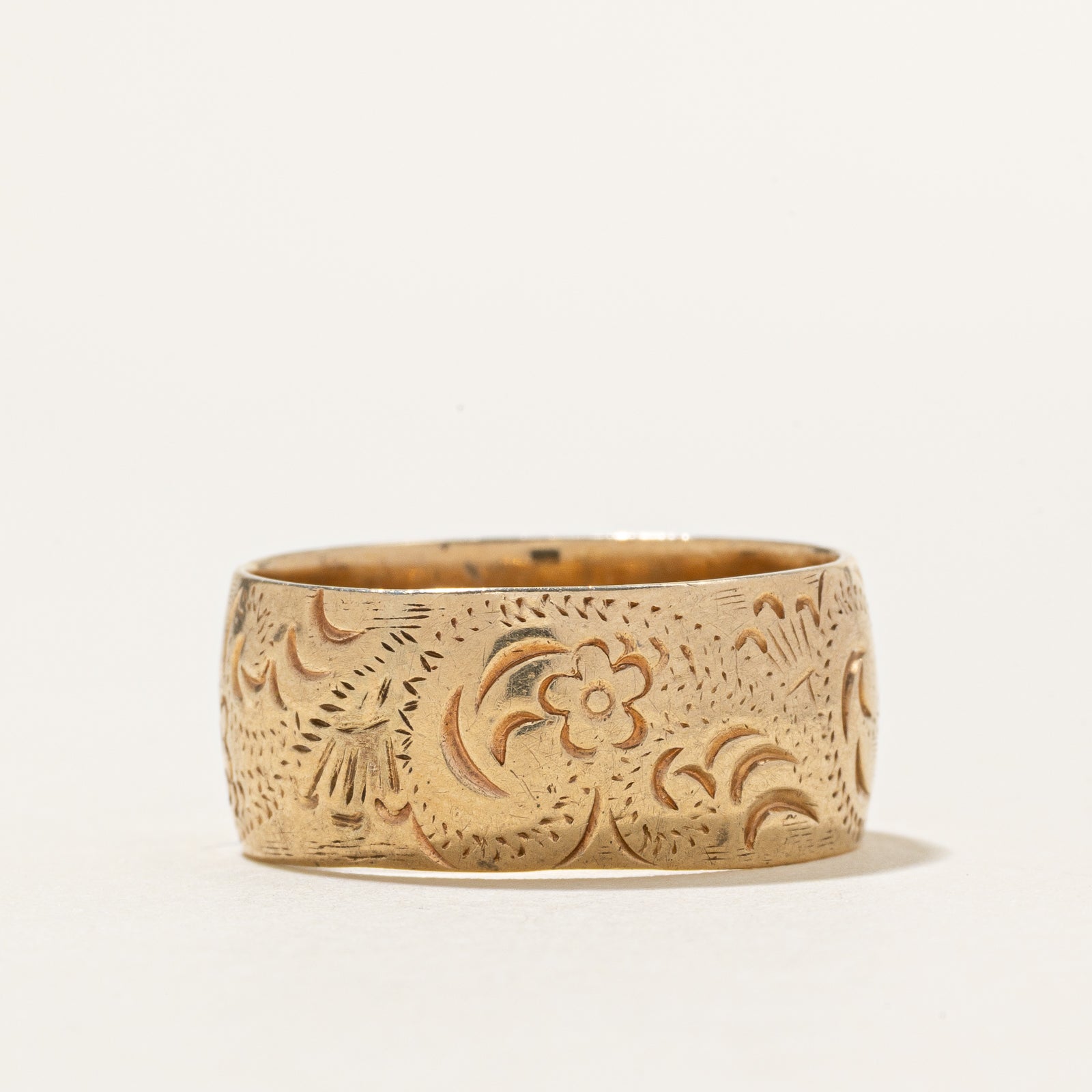 Bague de cigare gravée en or jaune 10 carats | Taille 10,75