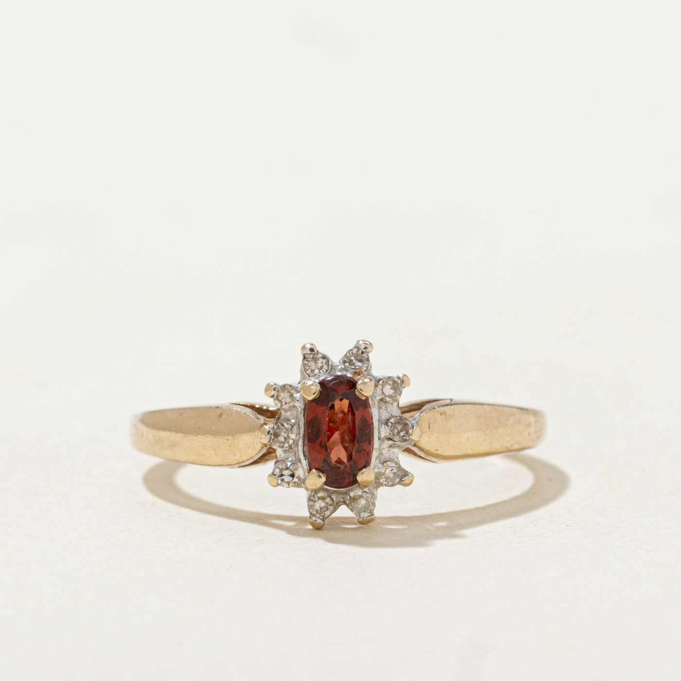 Garnet & Diamond Petal Ring | 0.25ct, 0.05ctw | SZ 7.0 |
