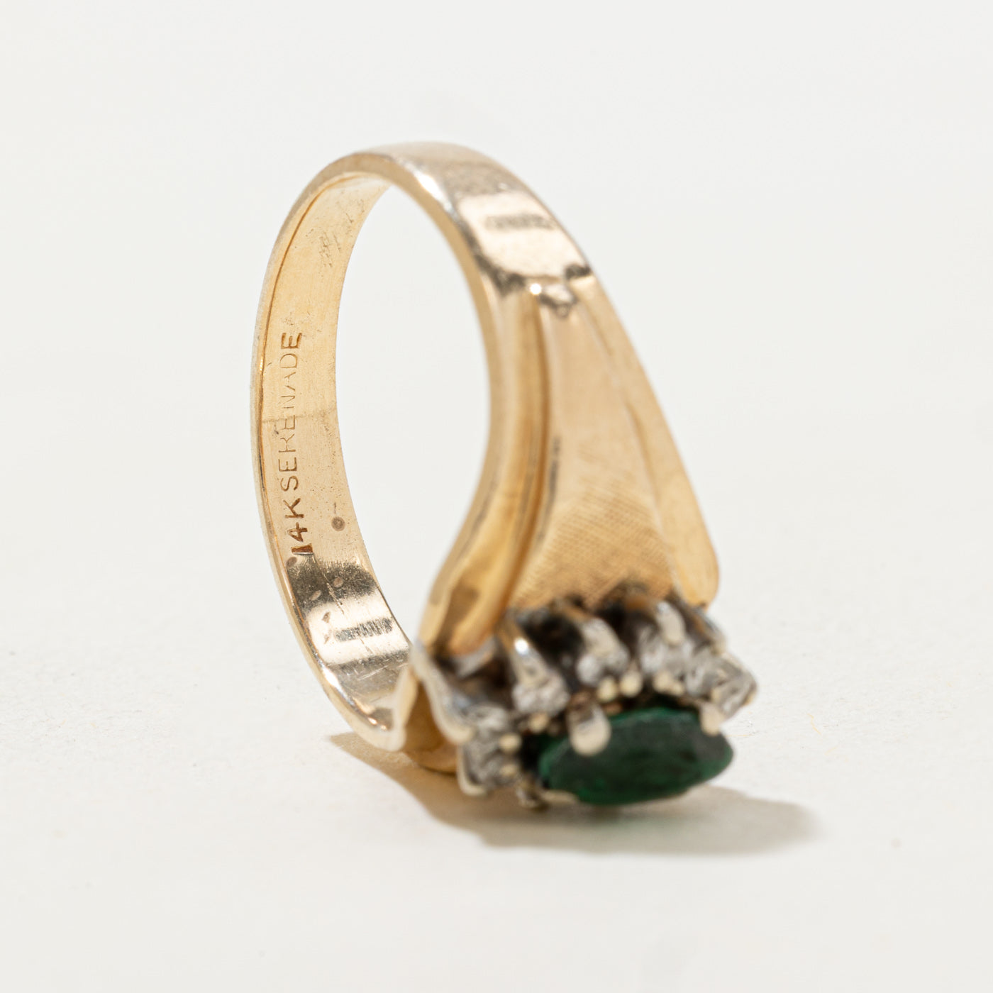 Emerald & Diamond Petal Textured Ring | 0.34ct, 0.1ctw | SZ 7.75 |